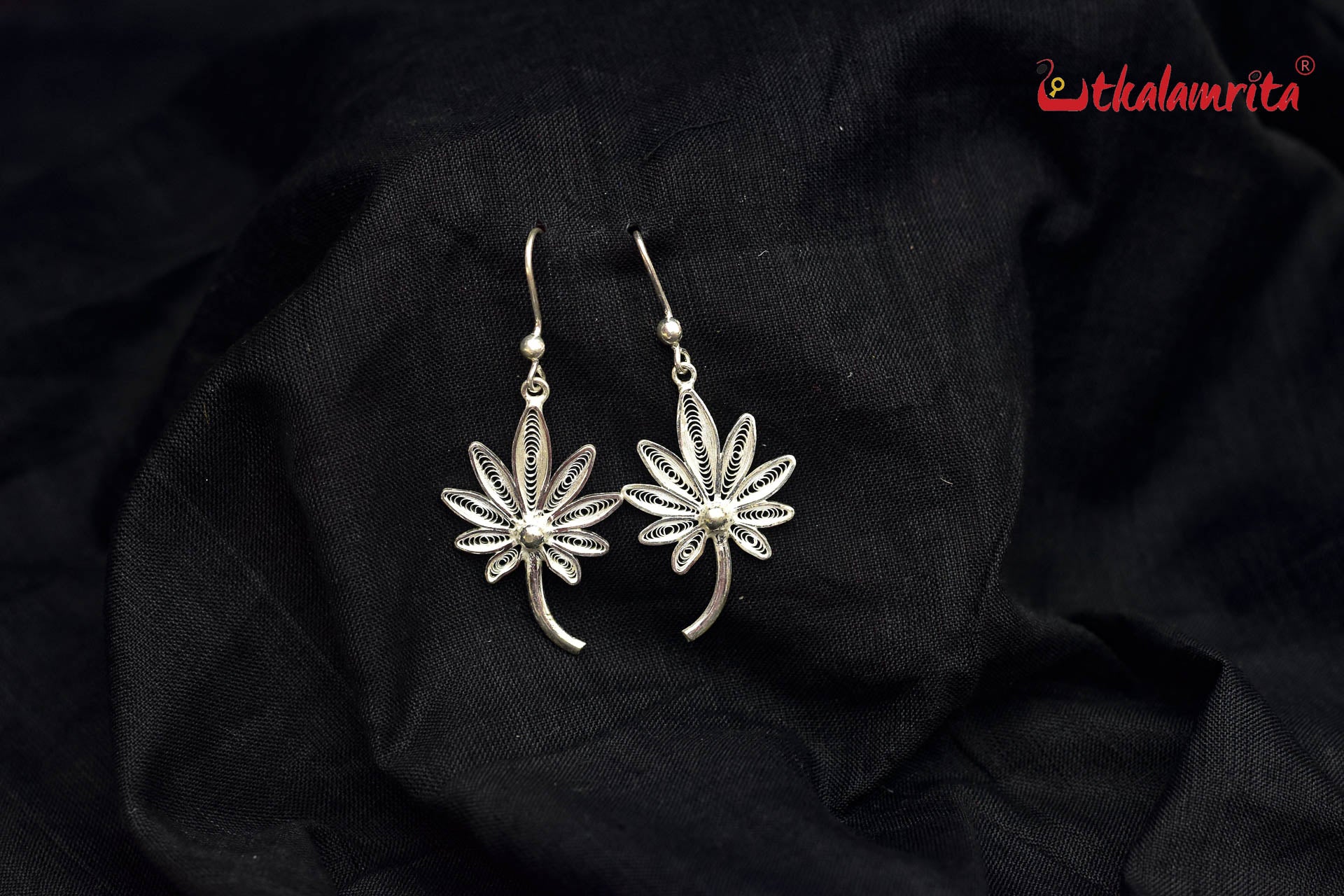 Coconut Tree Silver (Danglers)