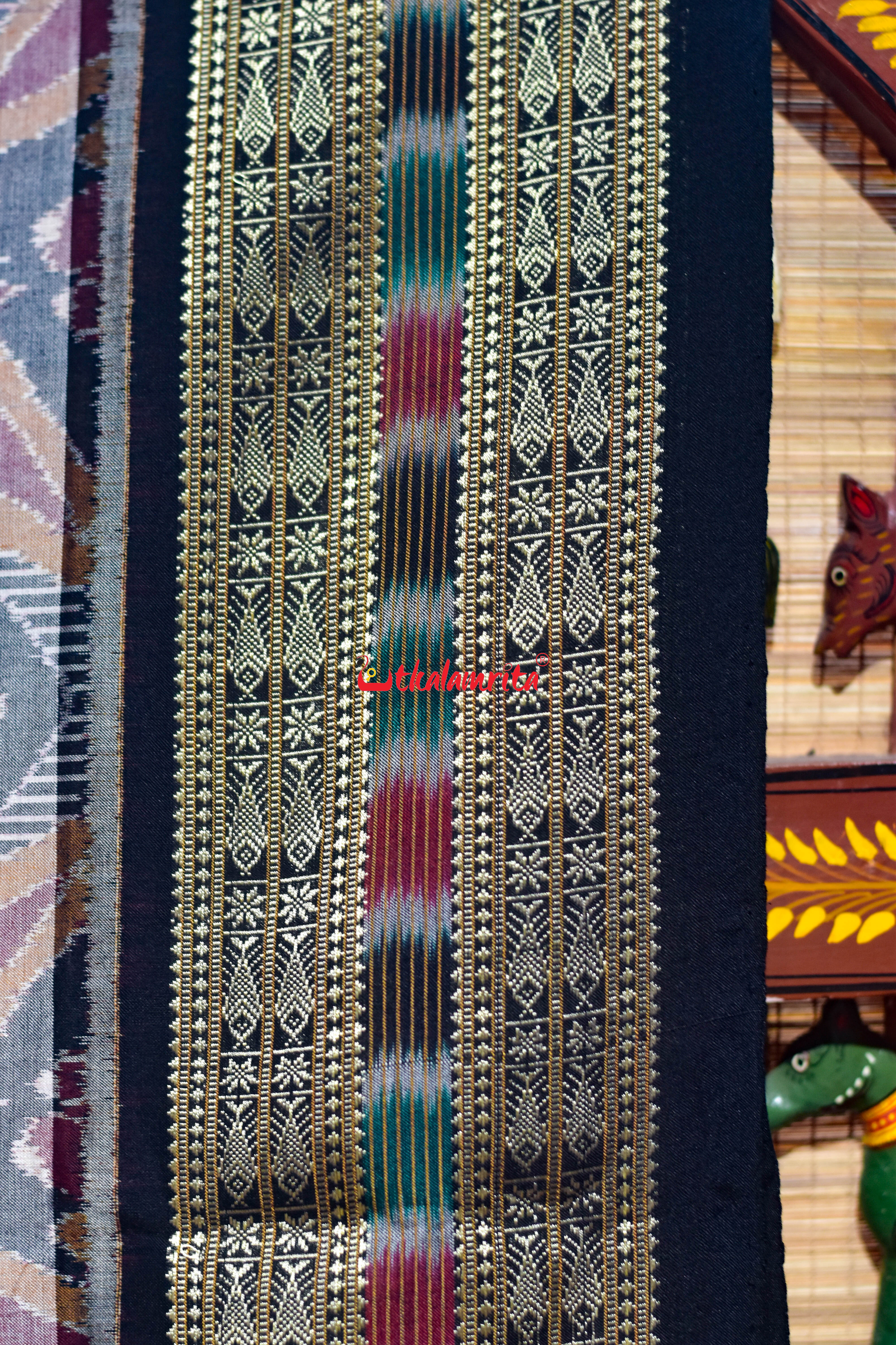 Pink Black baby Elephant Sambalpuri Cotton Saree
