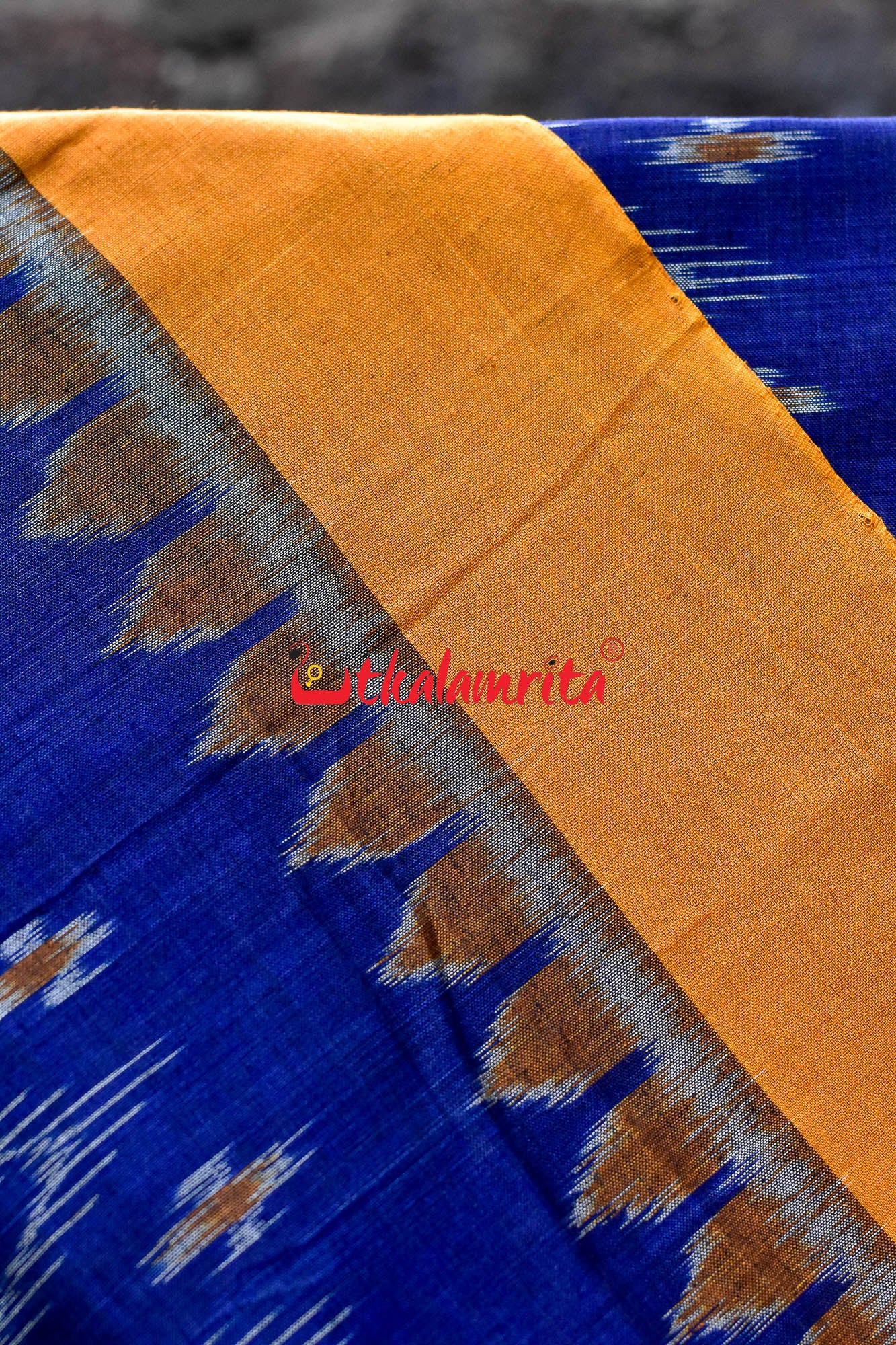 Borderless Zigzag Flower Khandua Cotton Saree