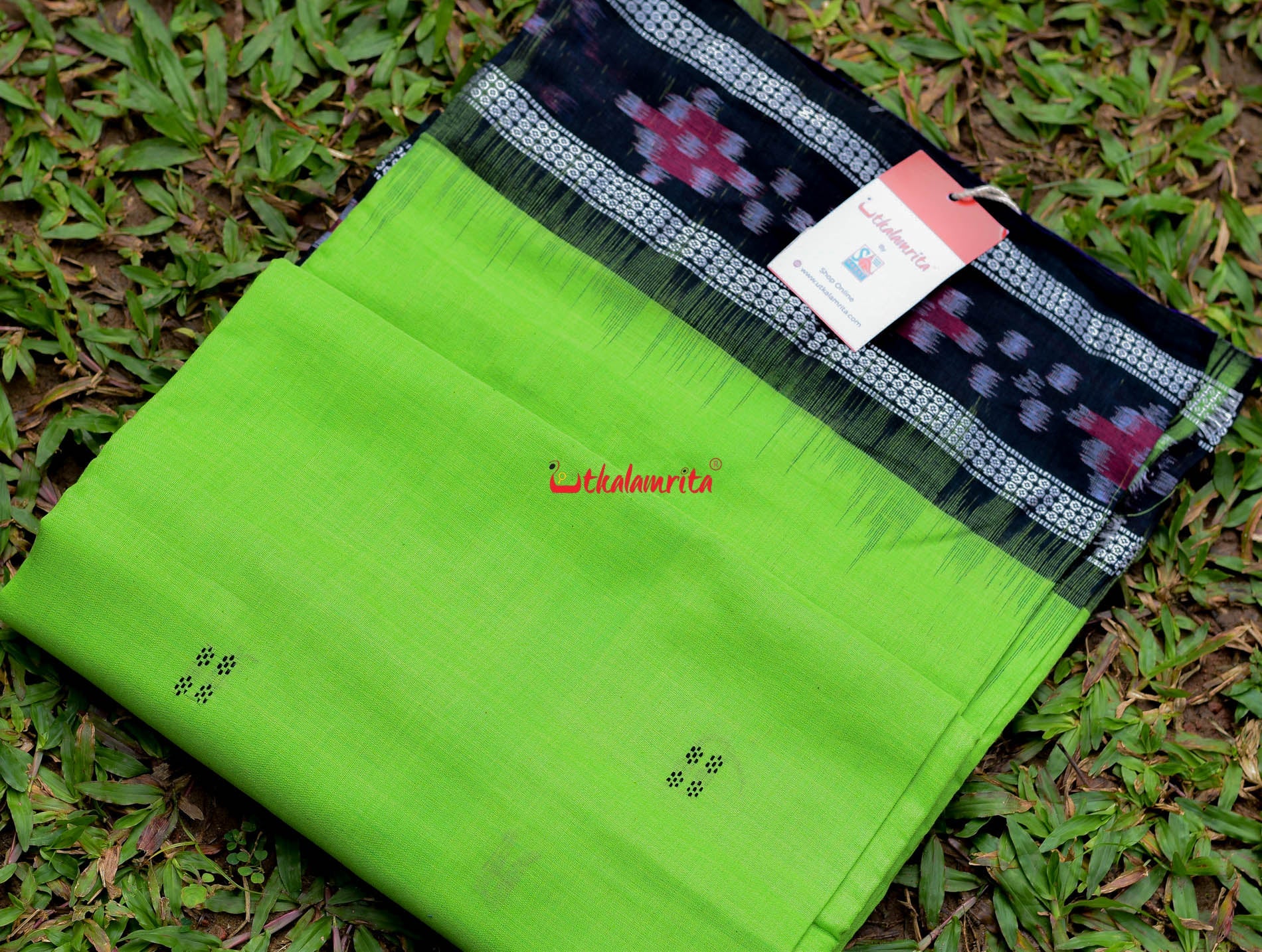 Parrot Green Rekha Buti Saree