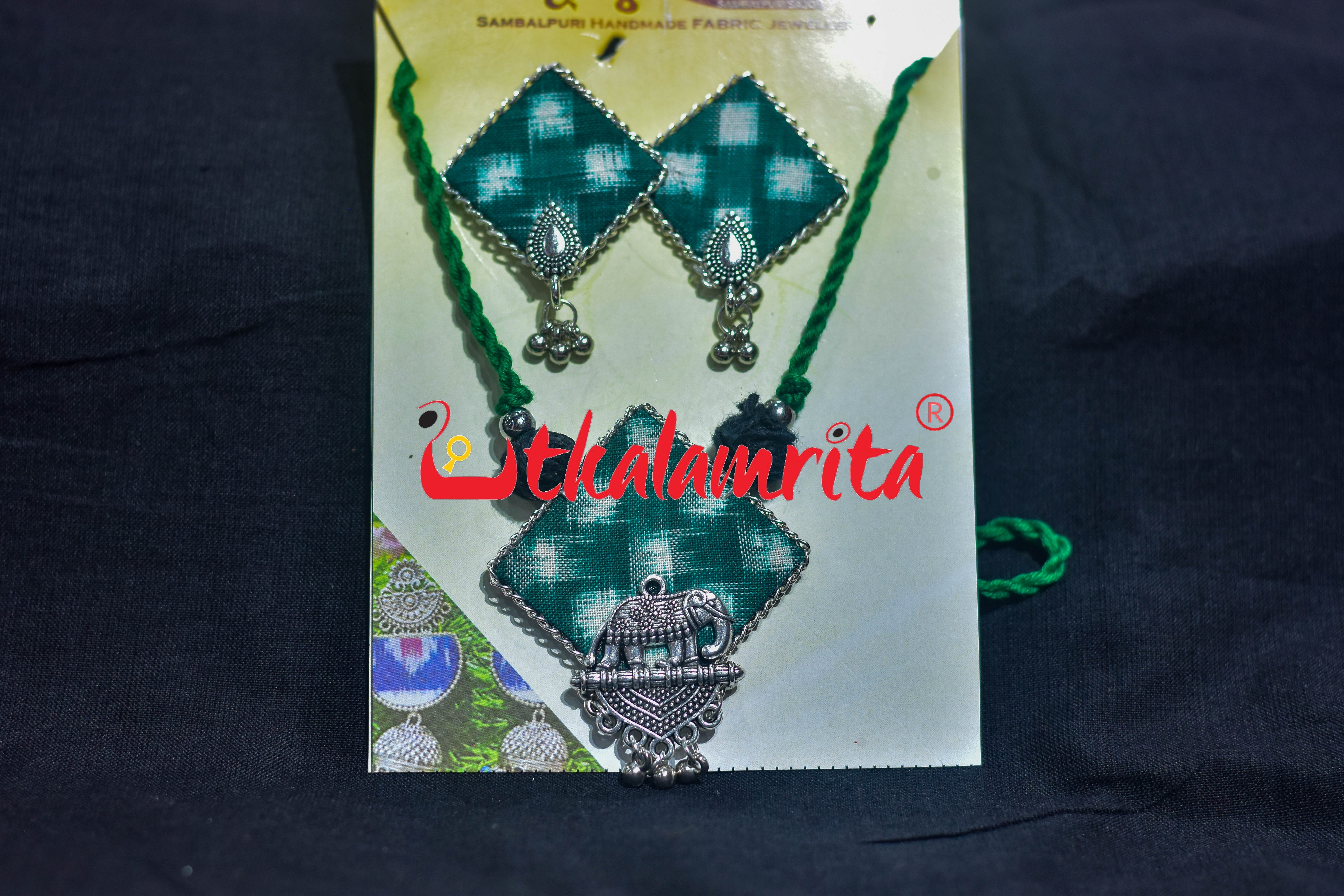 Green White Pasapali Silver Small Necklace Set