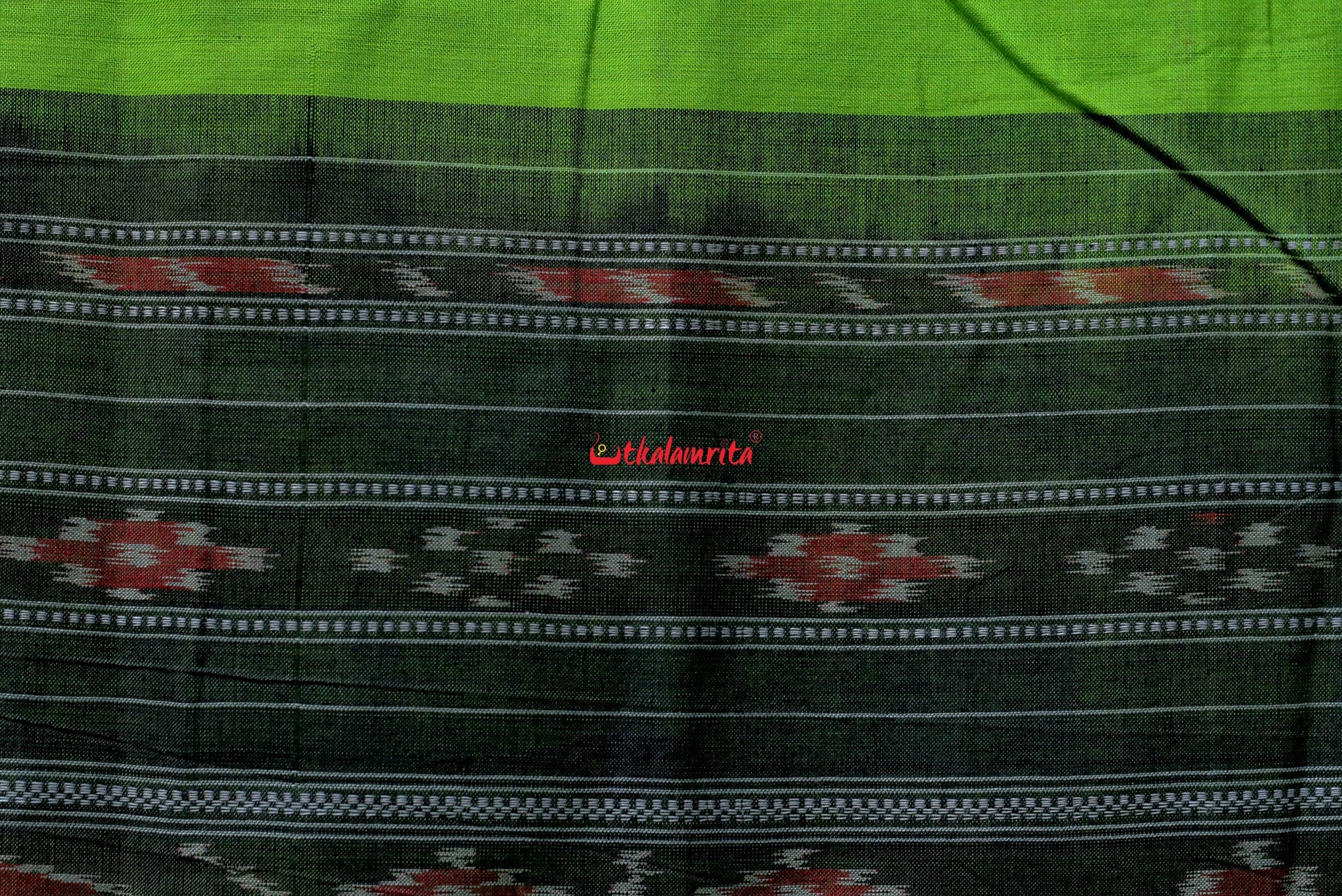Parrot Green Rekha Buti Saree
