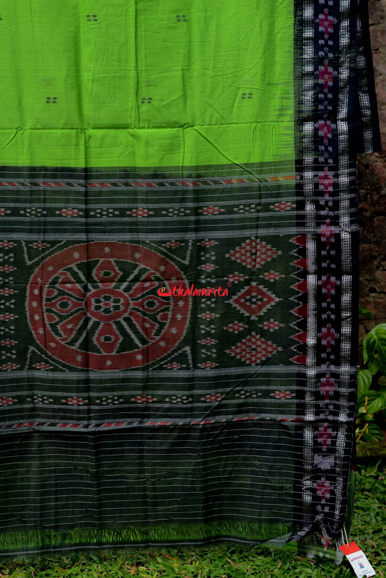 Parrot Green Rekha Buti Saree