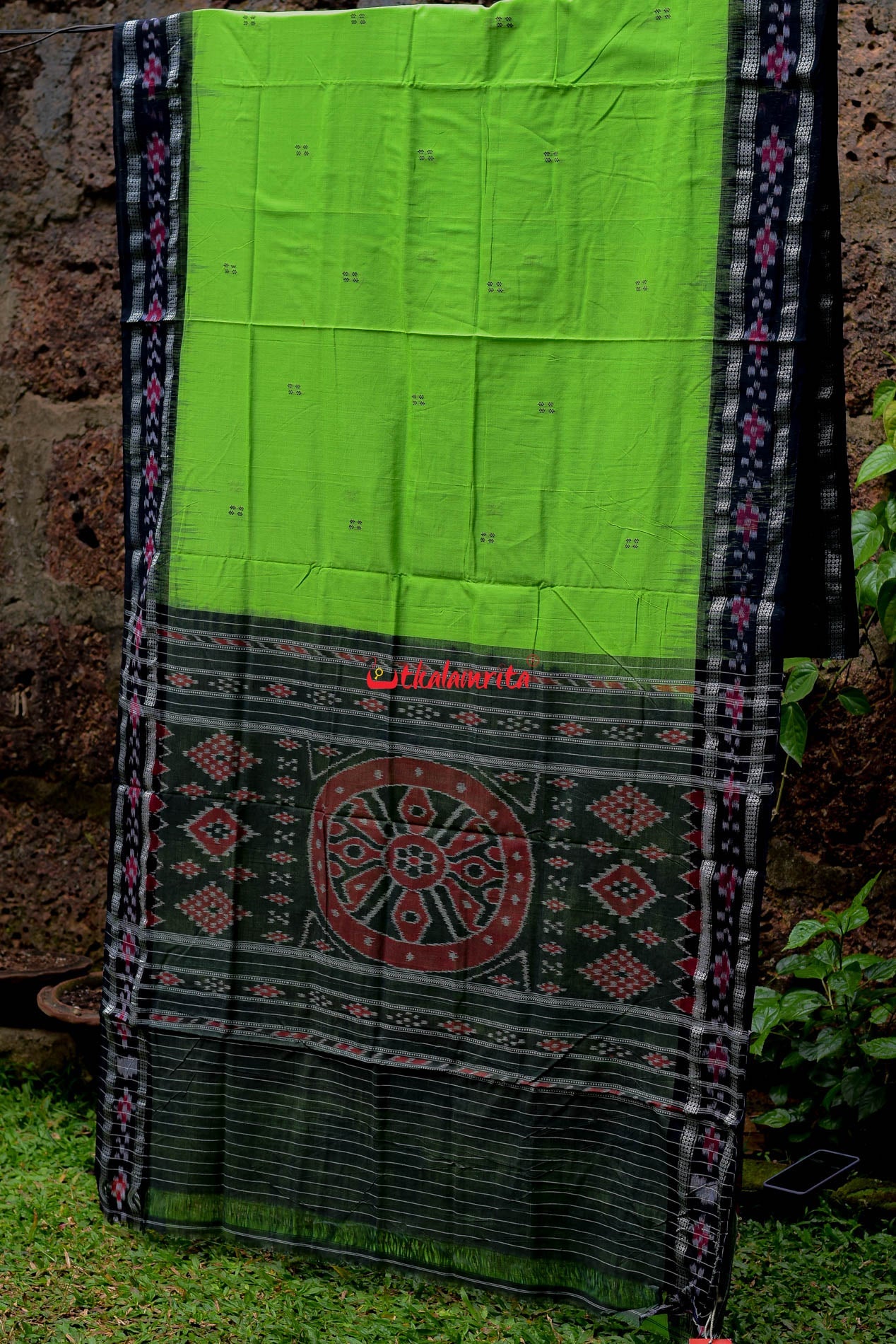 Parrot Green Rekha Buti Saree