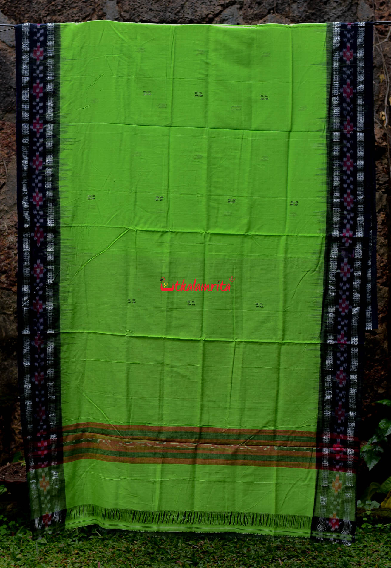 Parrot Green Rekha Buti Saree