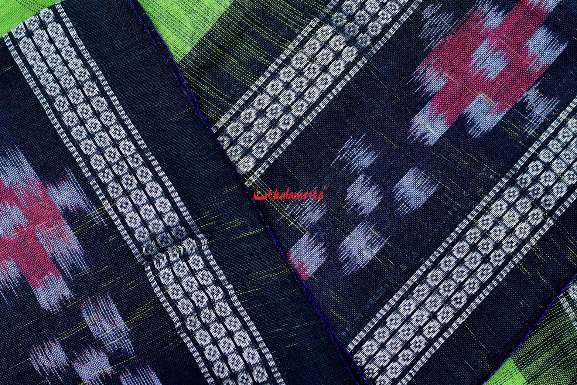 Parrot Green Rekha Buti Saree