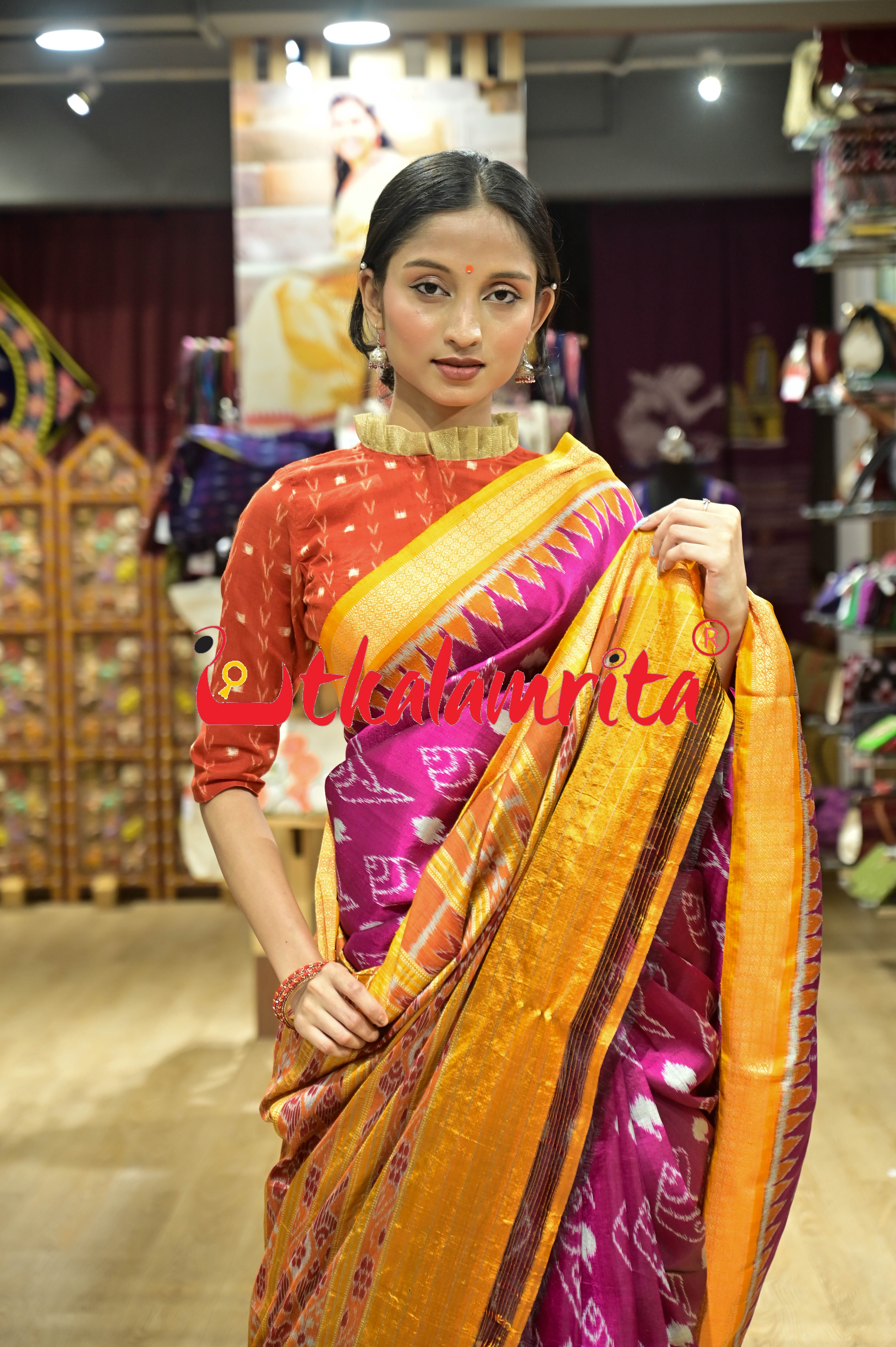 Rani Sankha with Yellow Border Khandua Silk Saree