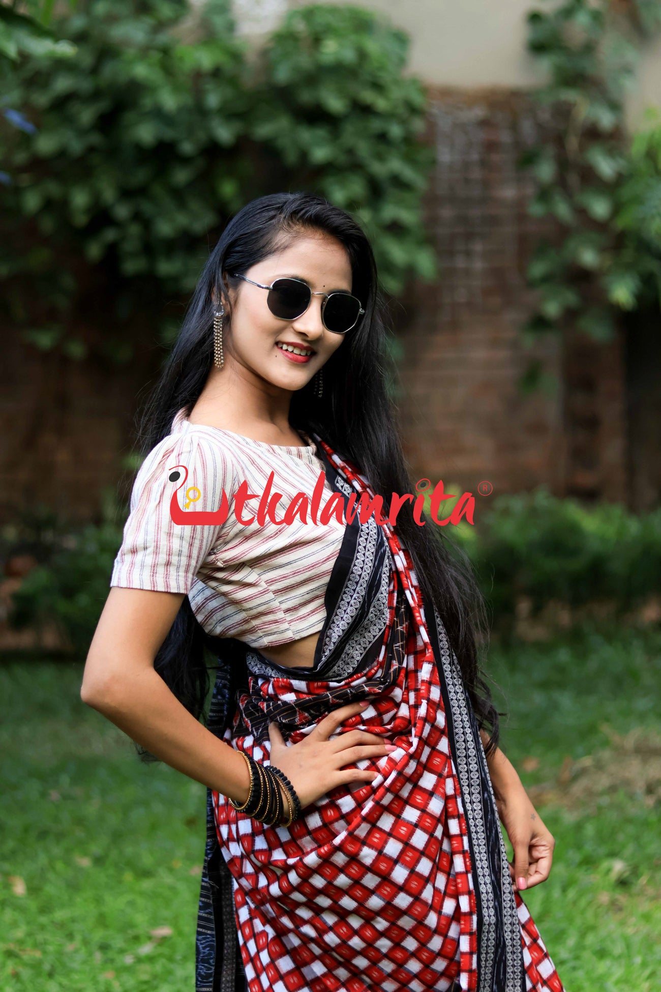 Red Black Checks Twinning Pasapali Saree