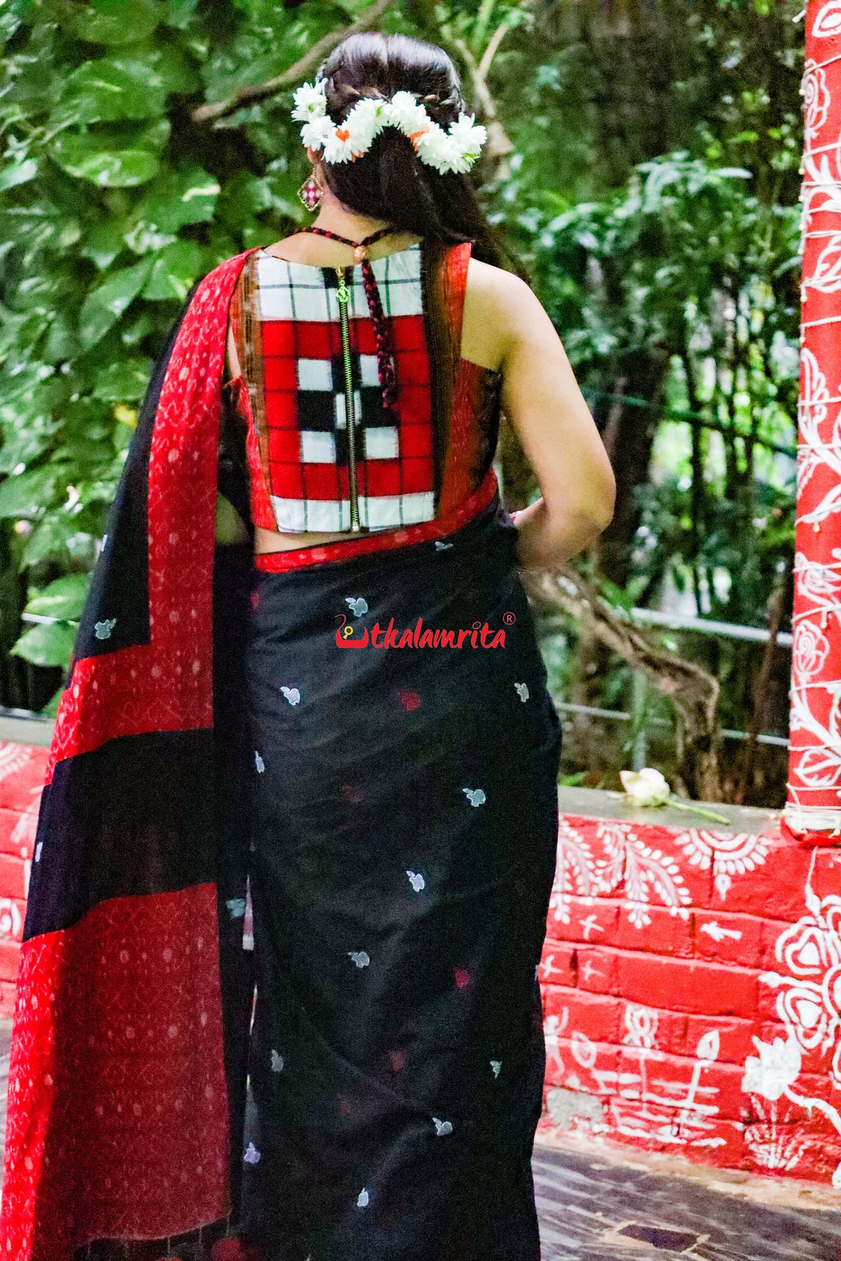 Black Apple Design S Bandha Designer Cotton Saree