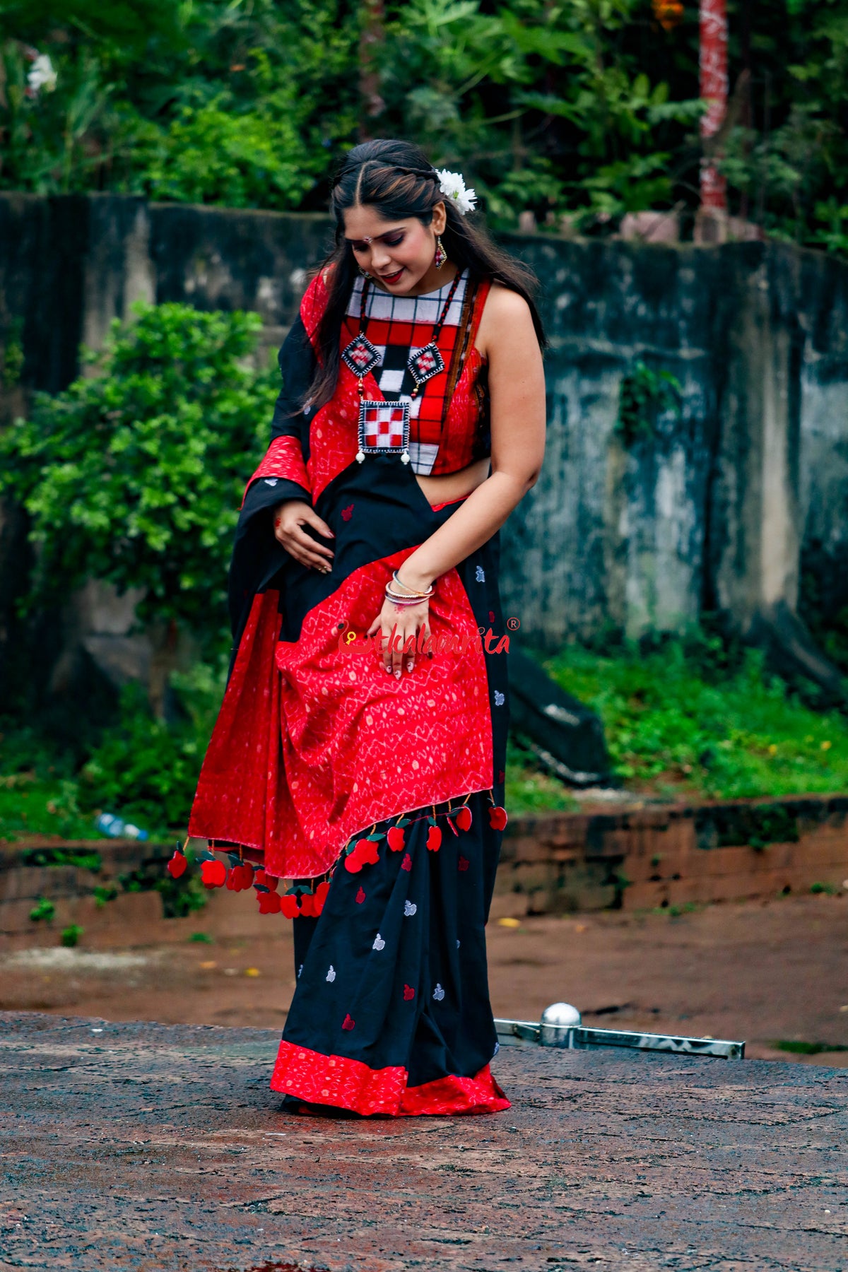 Black Apple Design S Bandha Designer Cotton Saree