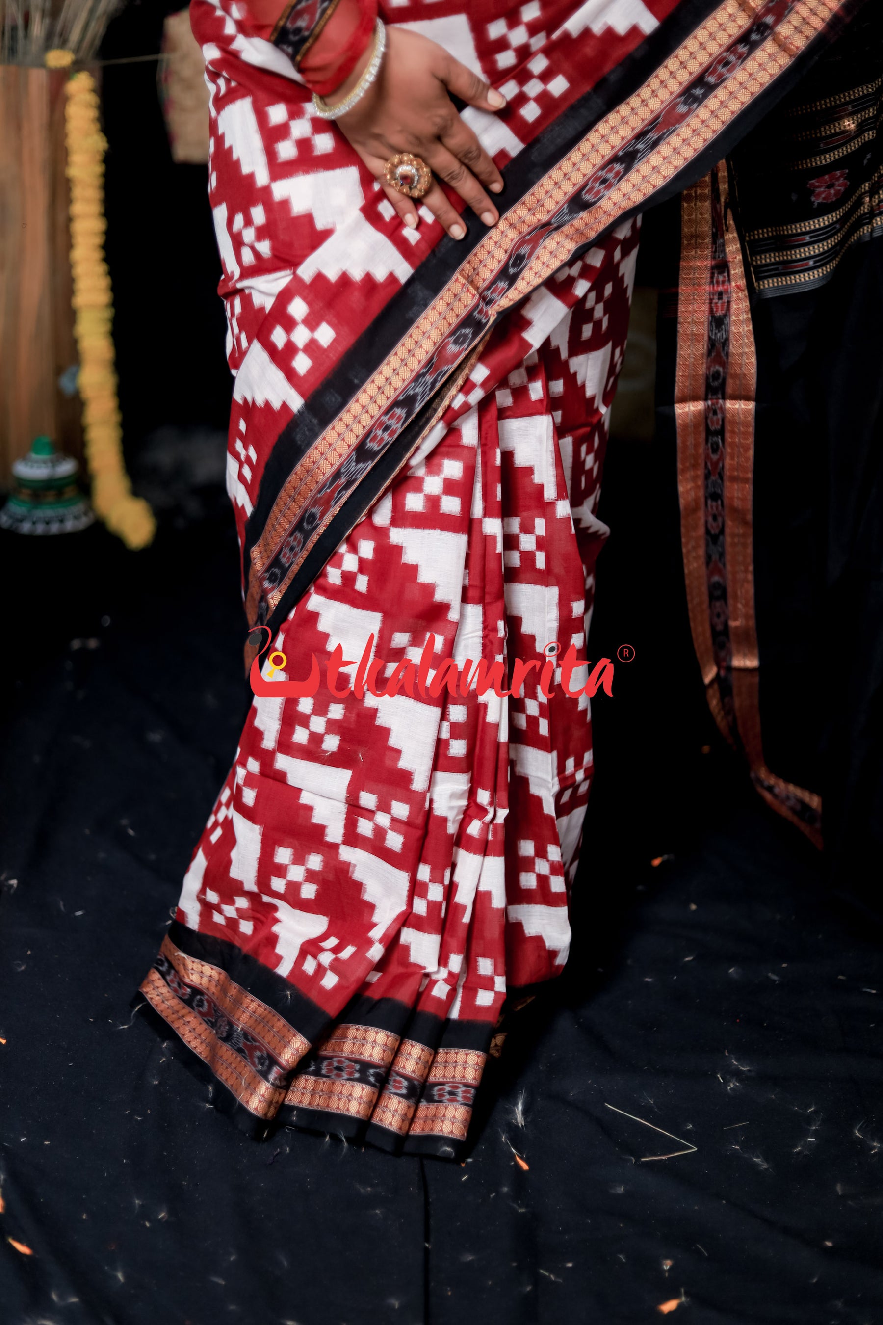 Diagonal Pasapali Maroon White Cotton Saree