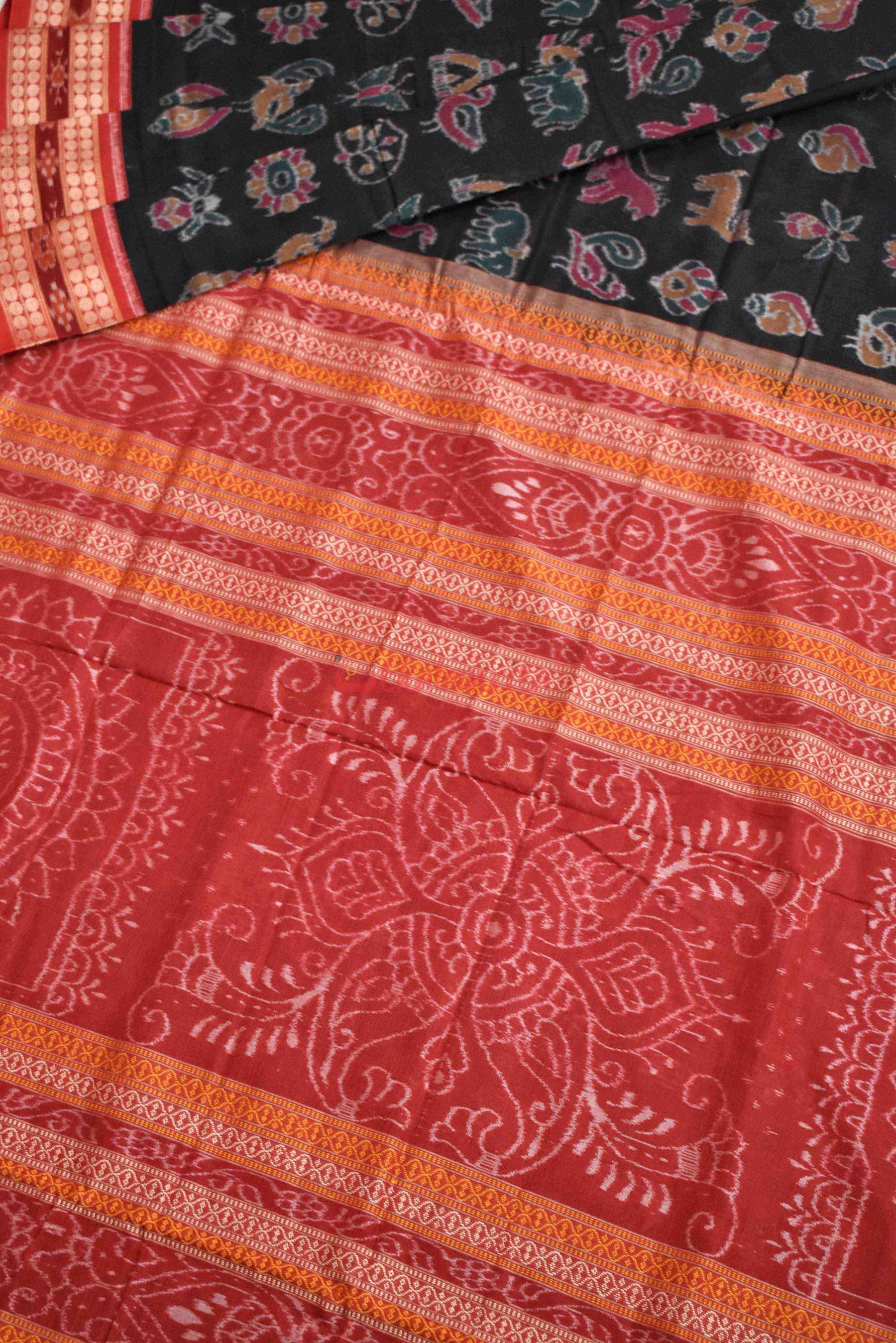 13 Motifs Black Red Saree