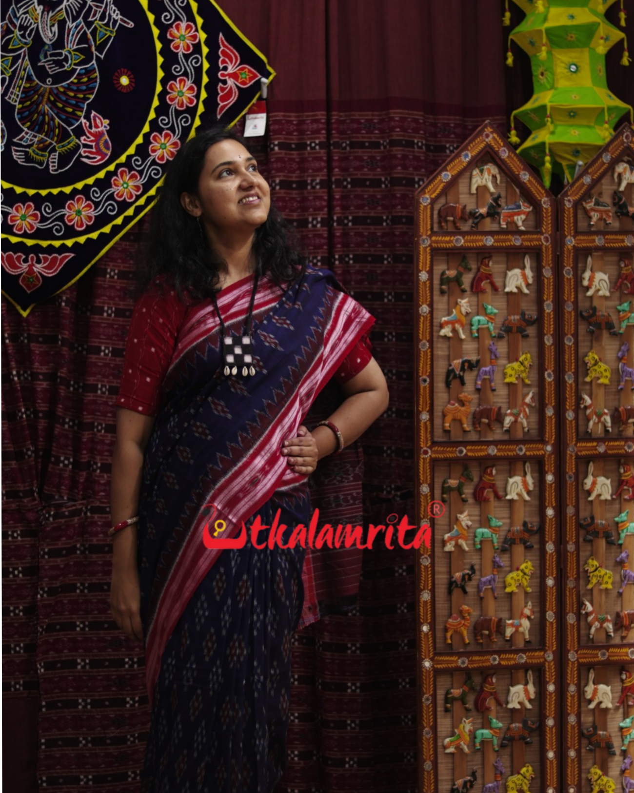 Navy Blue Body Pasapali Khandua Cotton Saree