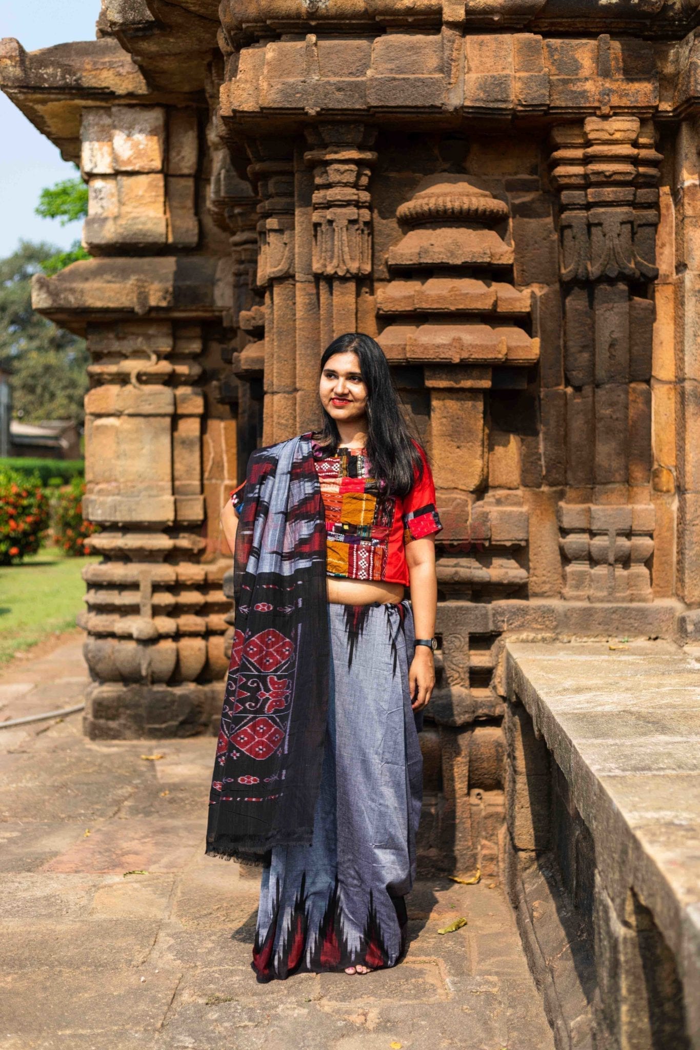 Kargil Kumbha Grey Cotton Saree