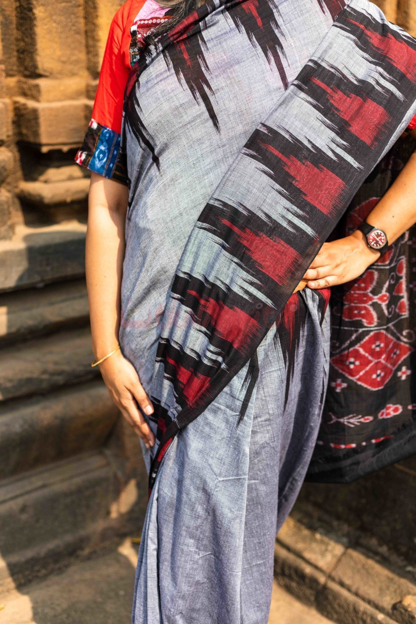 Kargil Kumbha Grey Cotton Saree
