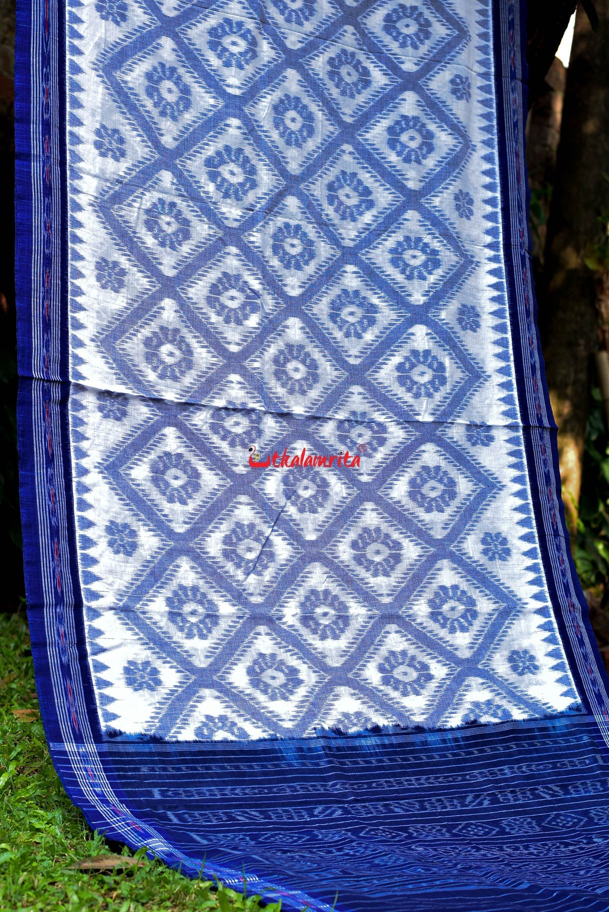 White Blue Bada Phula Cotton Saree