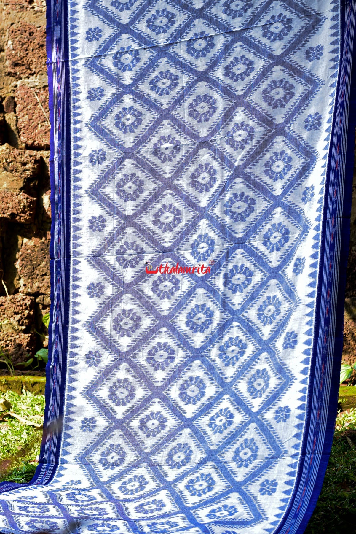 White Blue Bada Phula Cotton Saree