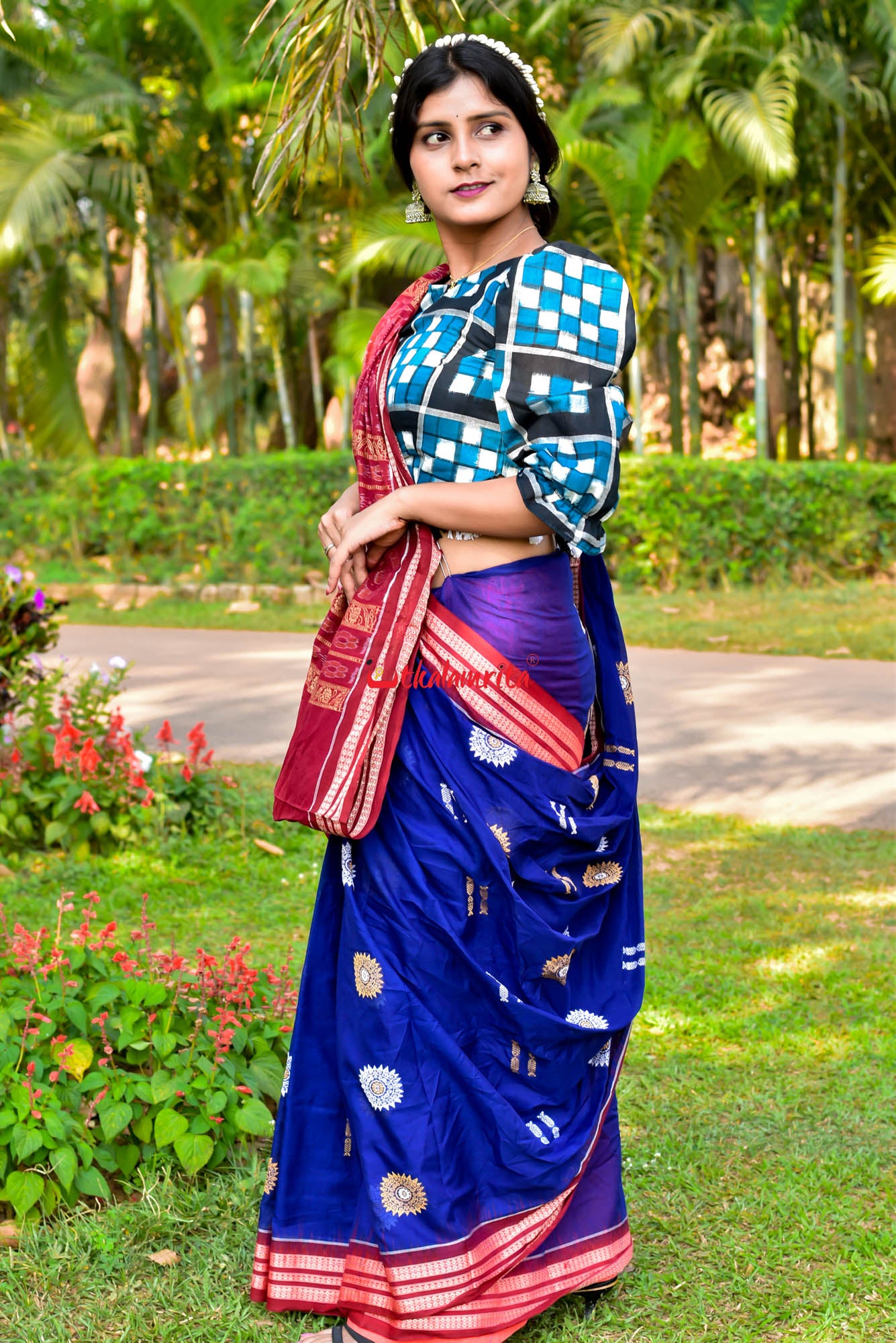 Blue Maroon Padam Bomkai Cotton Saree