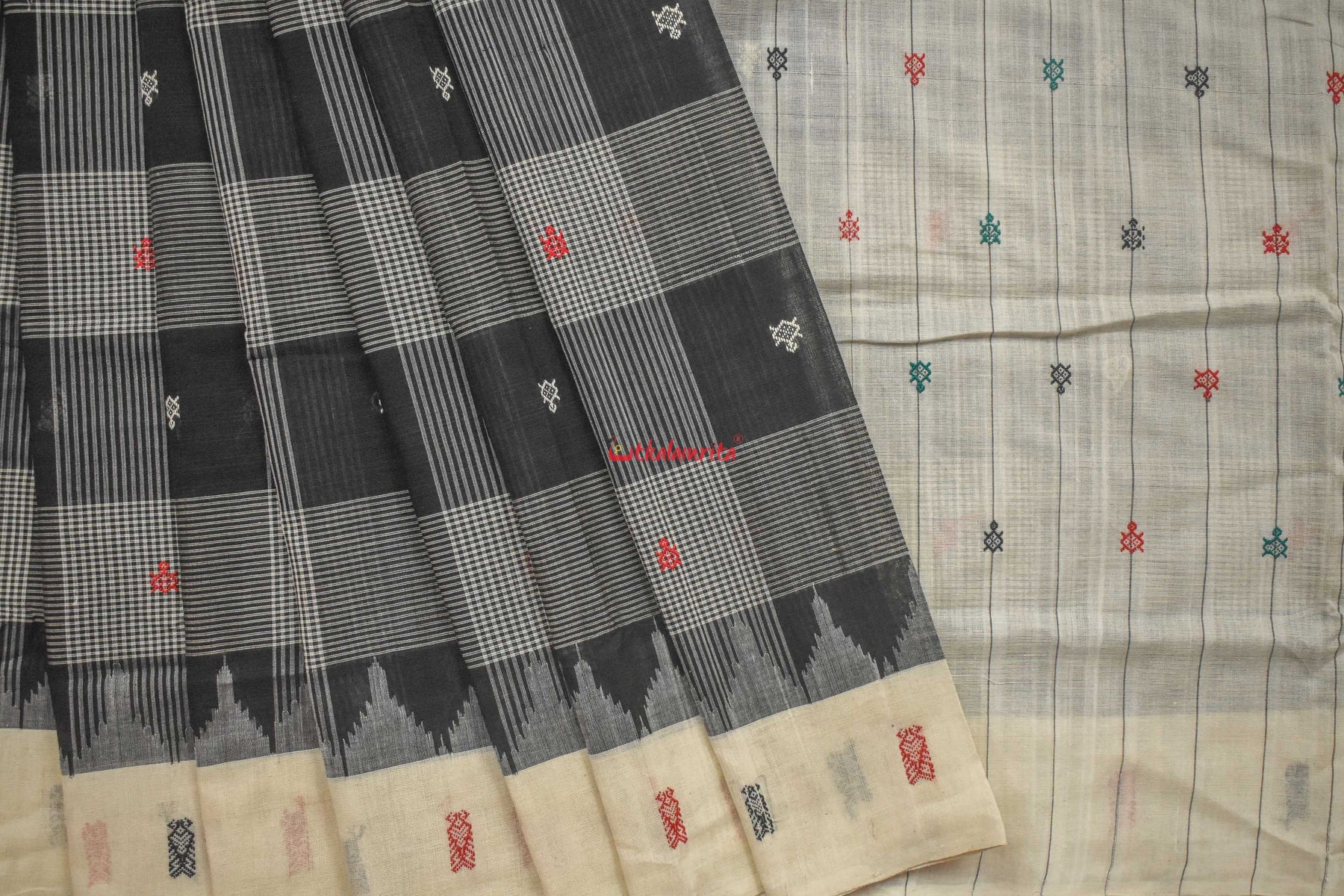 White Tortoise Phoda Kumbha Cotton Saree