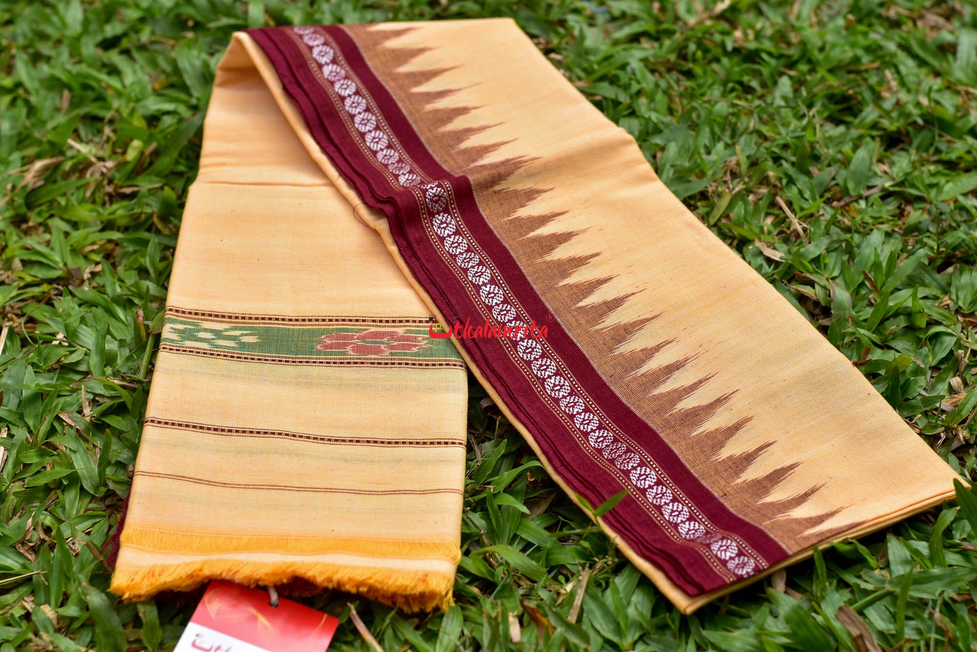 Yellow Maroon (Gamuchha)