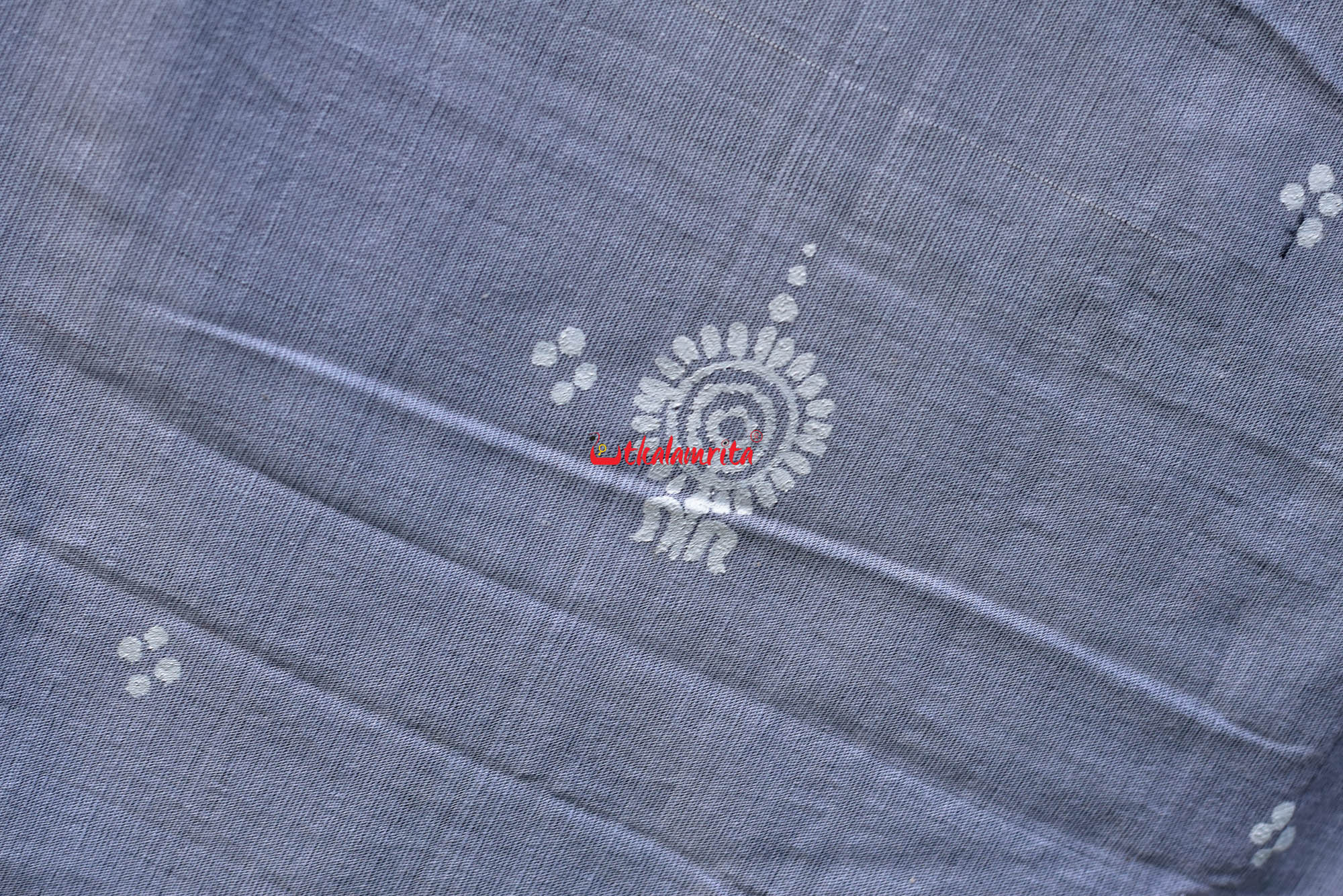 Grey Dupatta Nabagunjara
