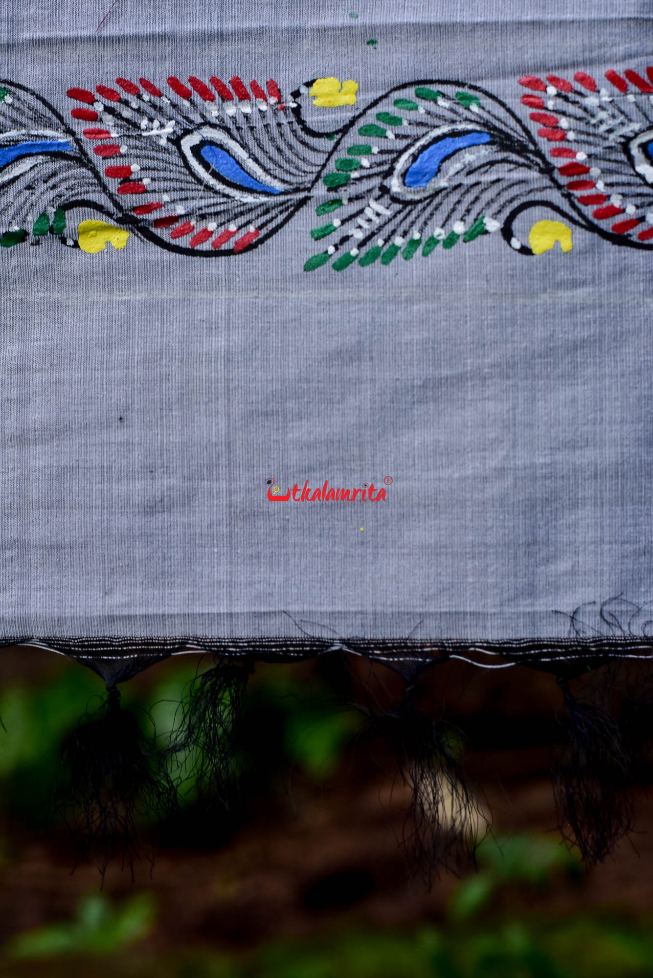 Grey Dupatta Nabagunjara