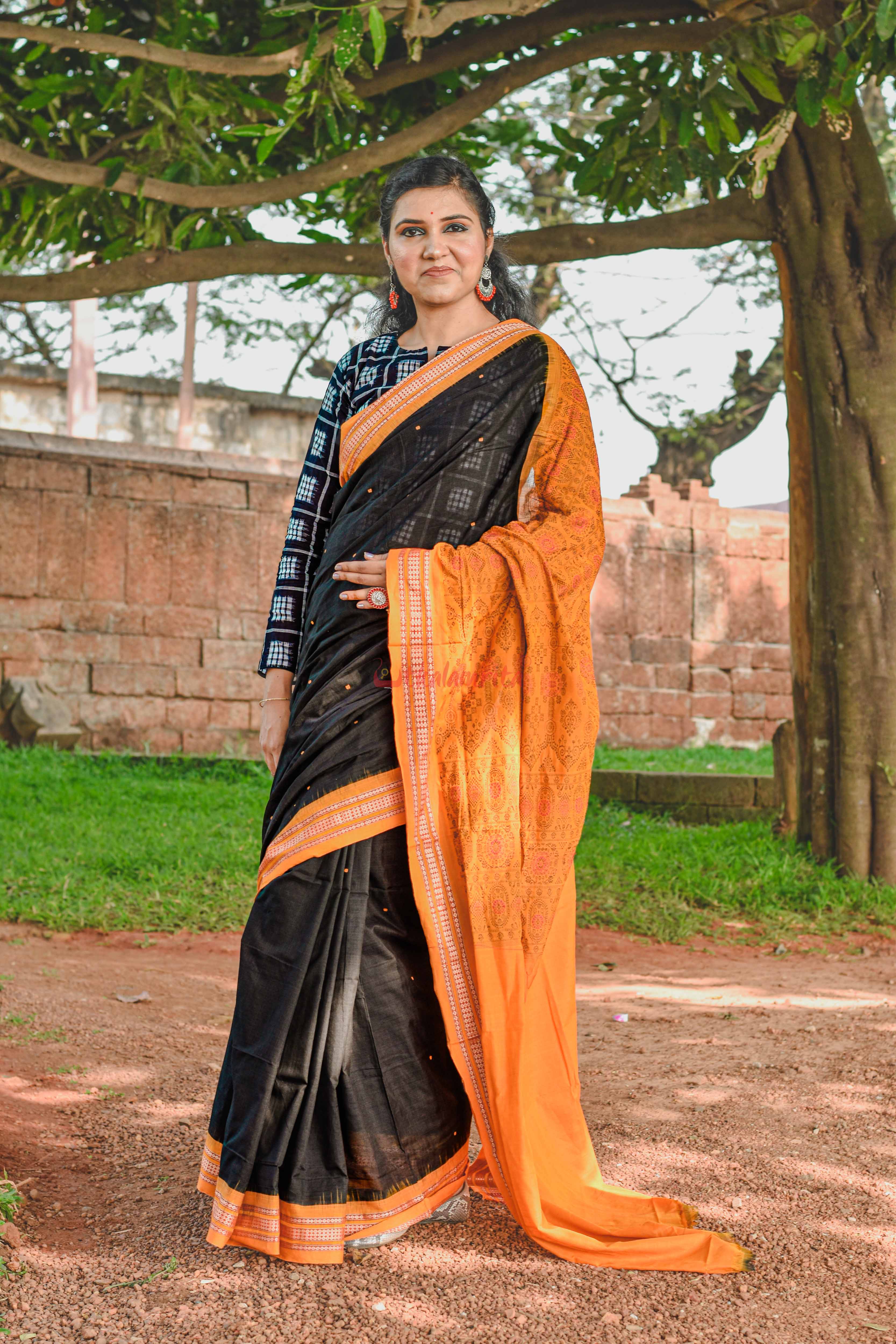 Black Buti Bomkai Saree