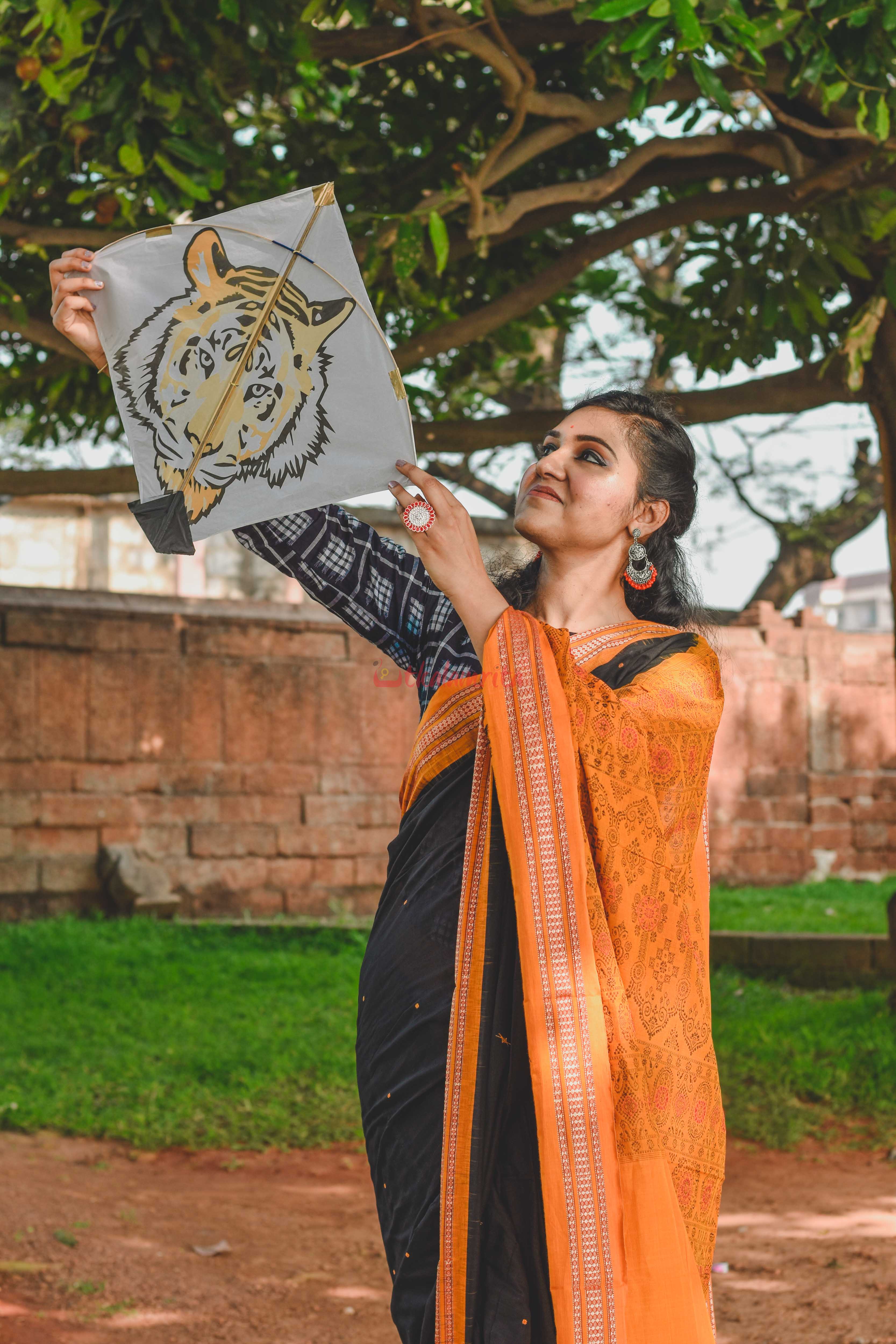 Black Buti Bomkai Saree