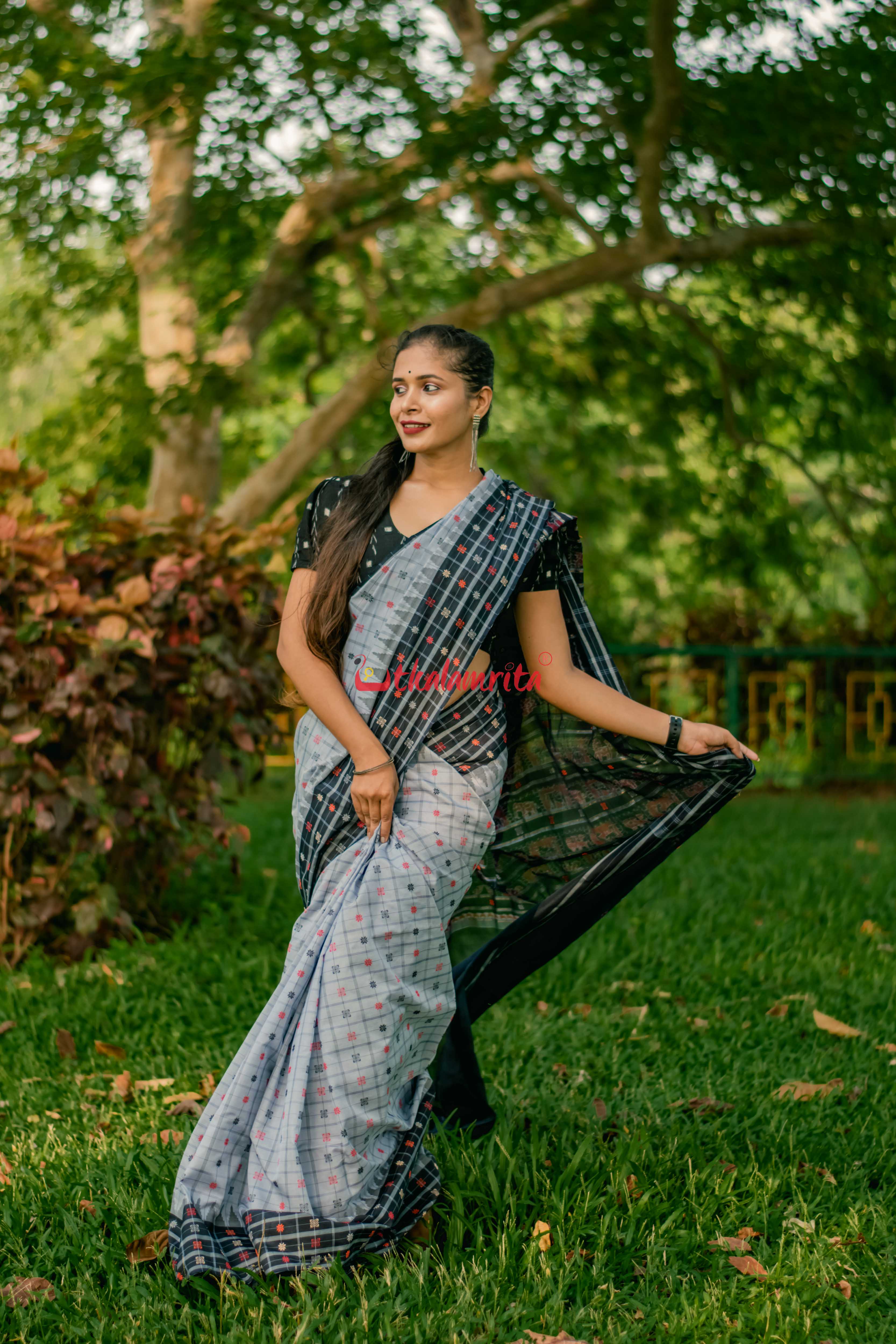 Grey AsmaanTara Phoda Kumbha Sico Saree