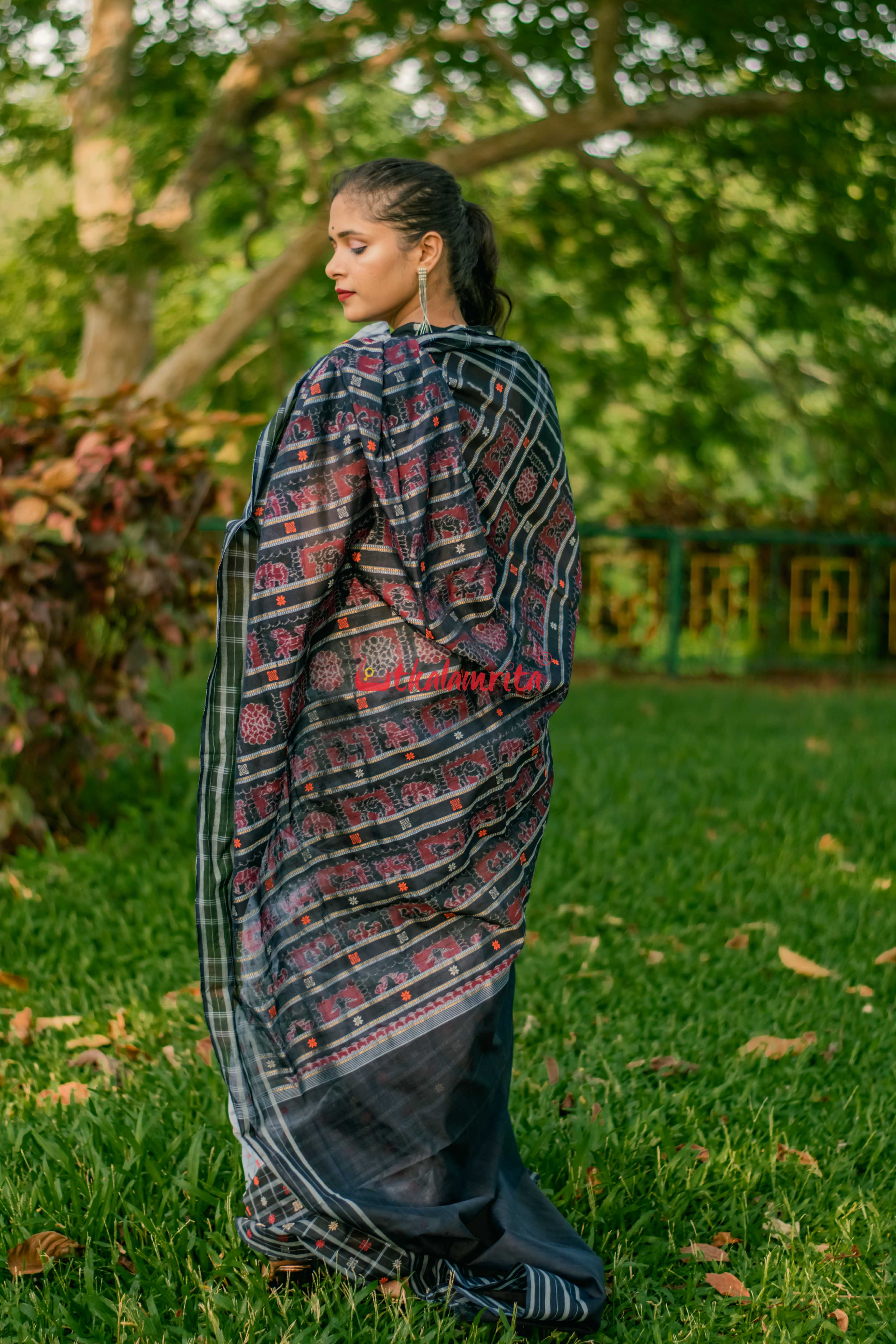 Grey AsmaanTara Phoda Kumbha Sico Saree
