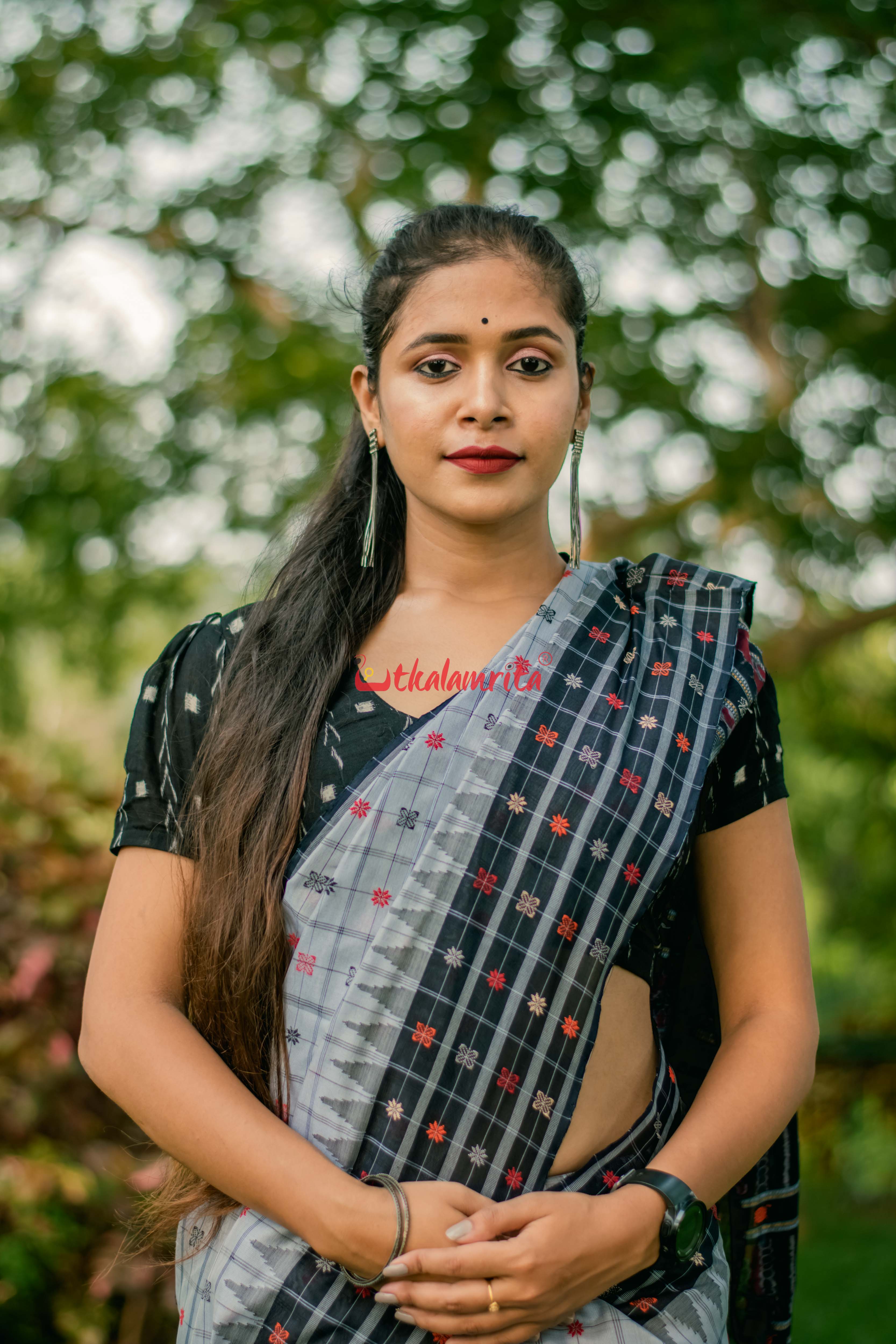 Grey AsmaanTara Phoda Kumbha Sico Saree