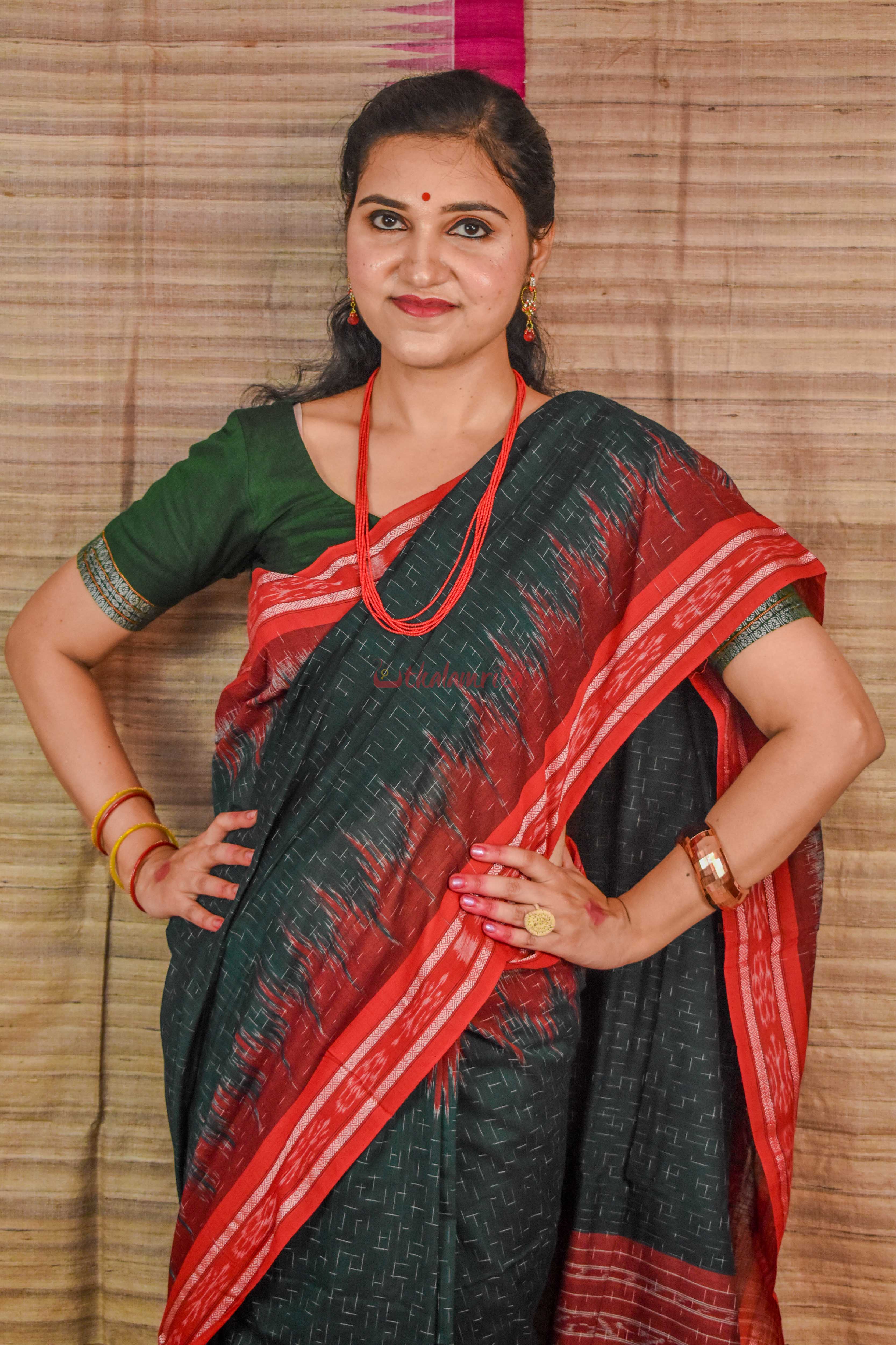 Bottle Green Red Jharana