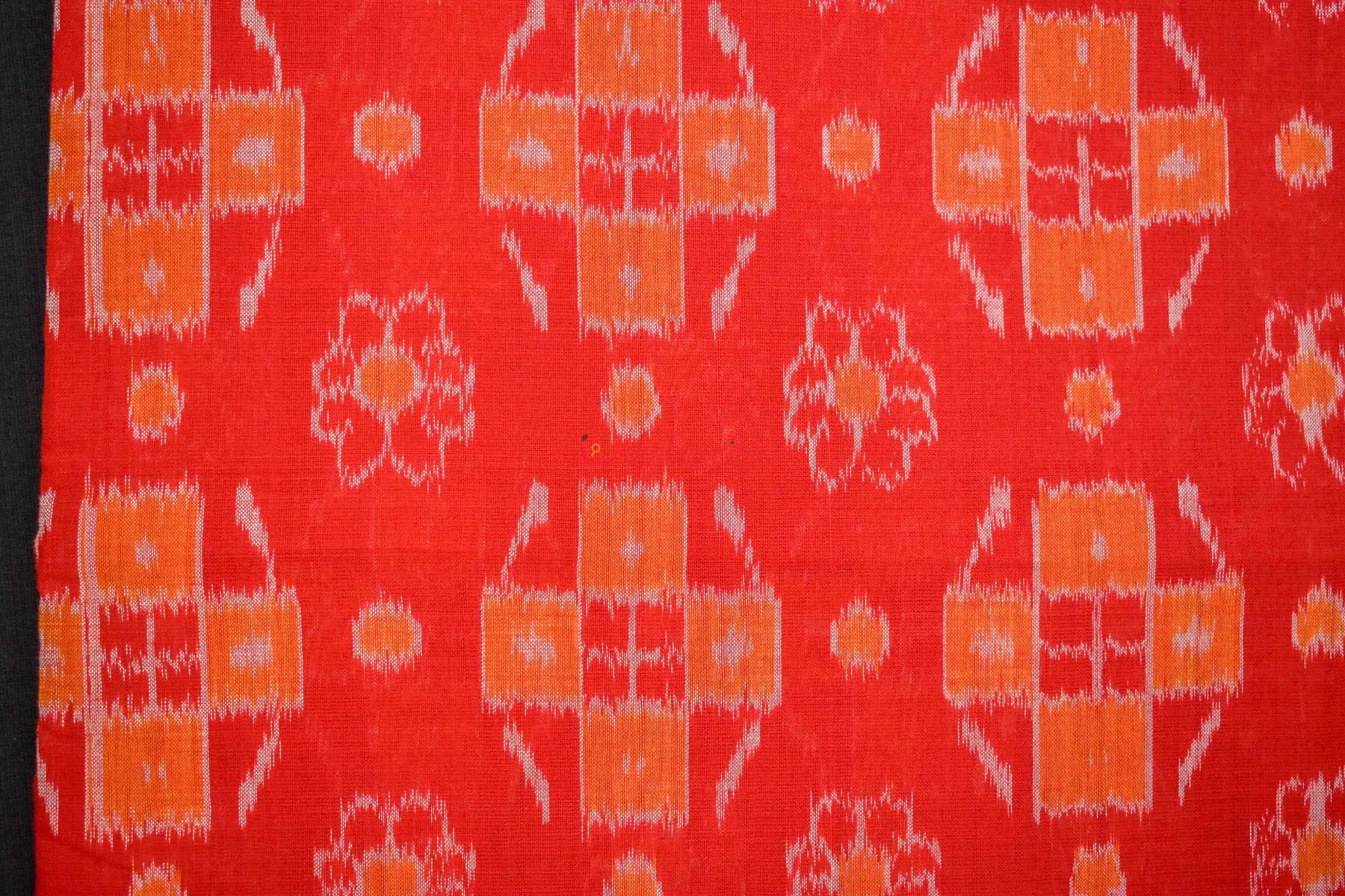 Red Orange Flower Pasapali (Fabric)