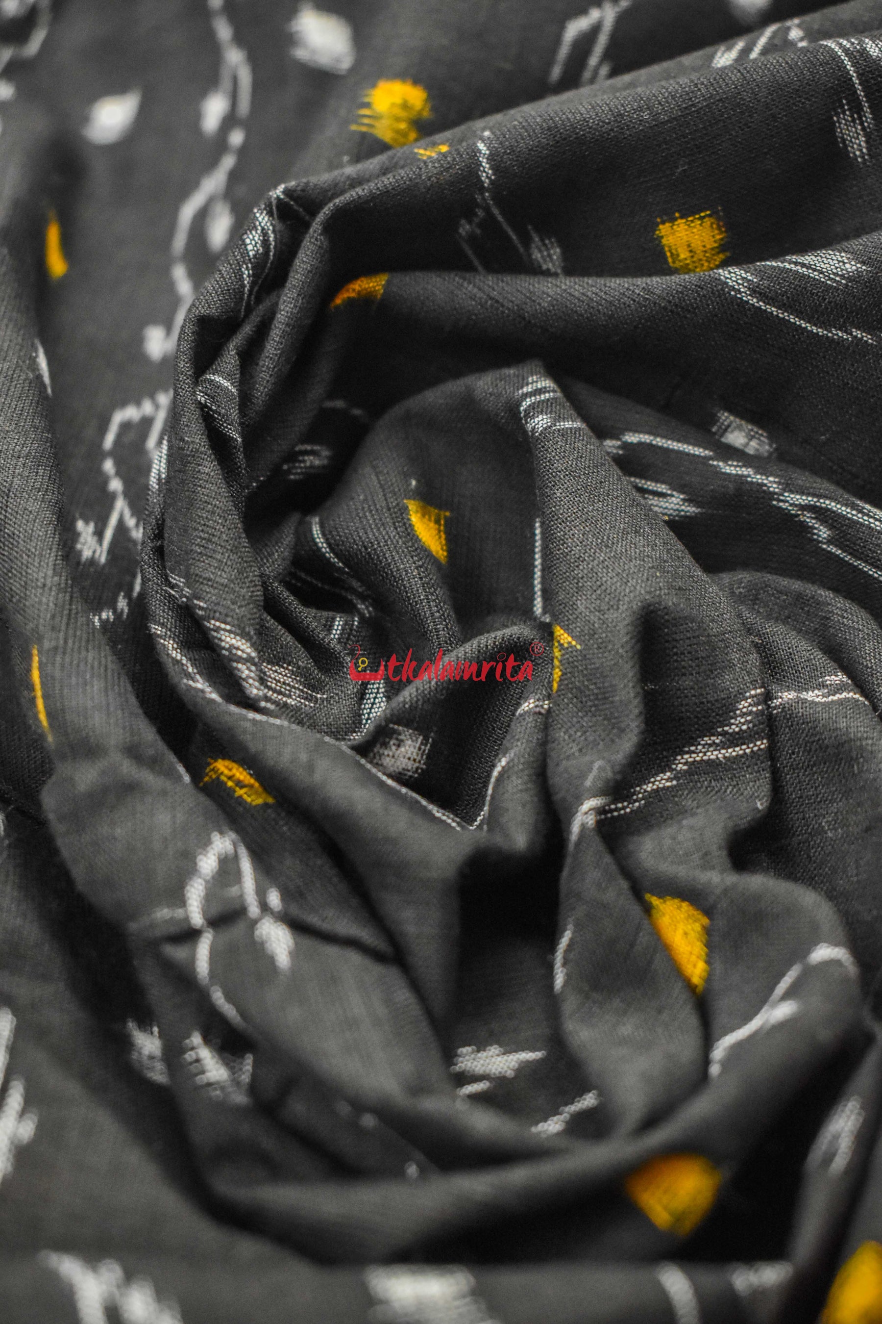 Yellow & Black Tipa Pasapali Lata (Fabric)