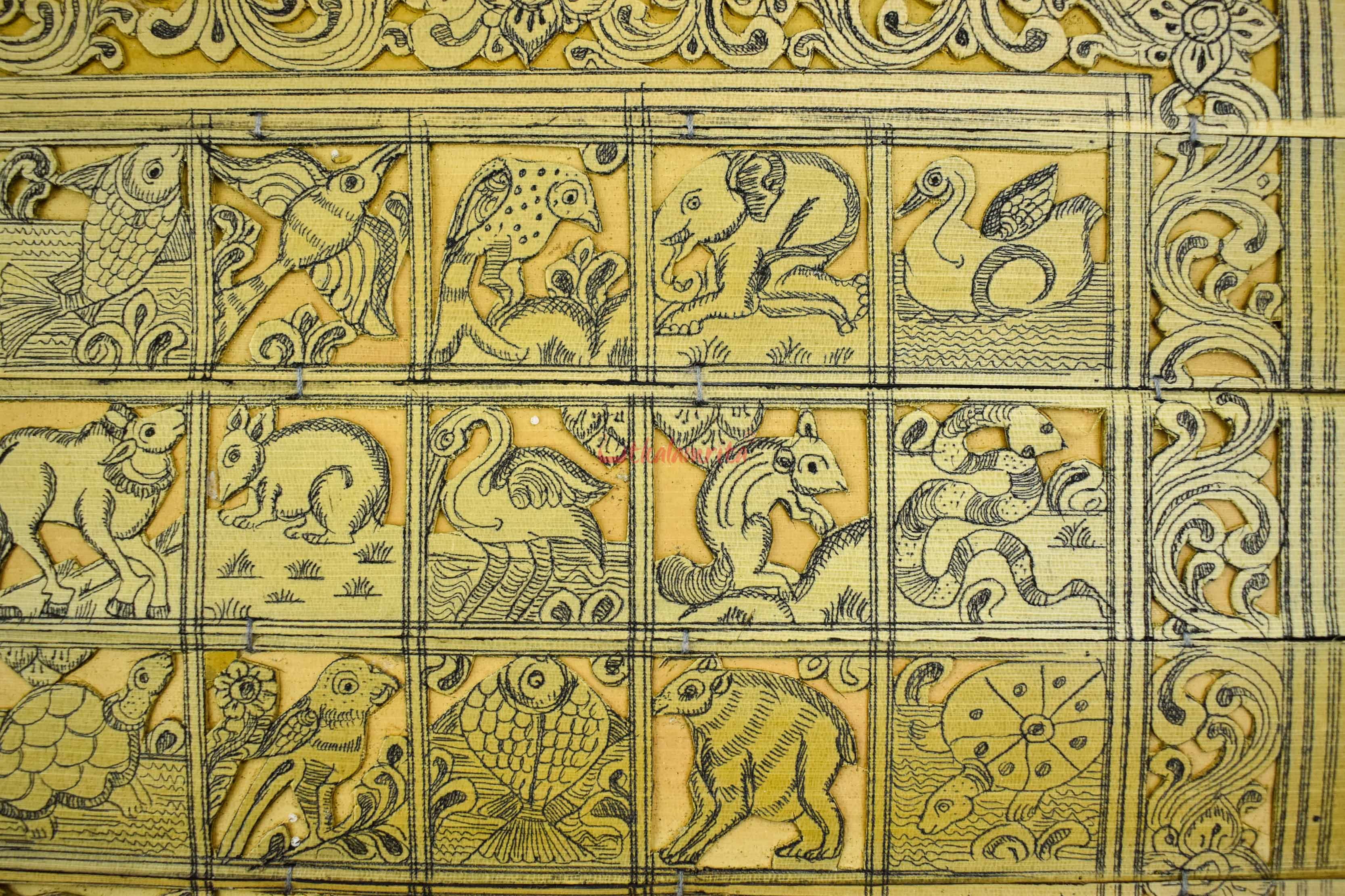 Animals on Wall (Talapatra Chitra) (10*8 Inches)