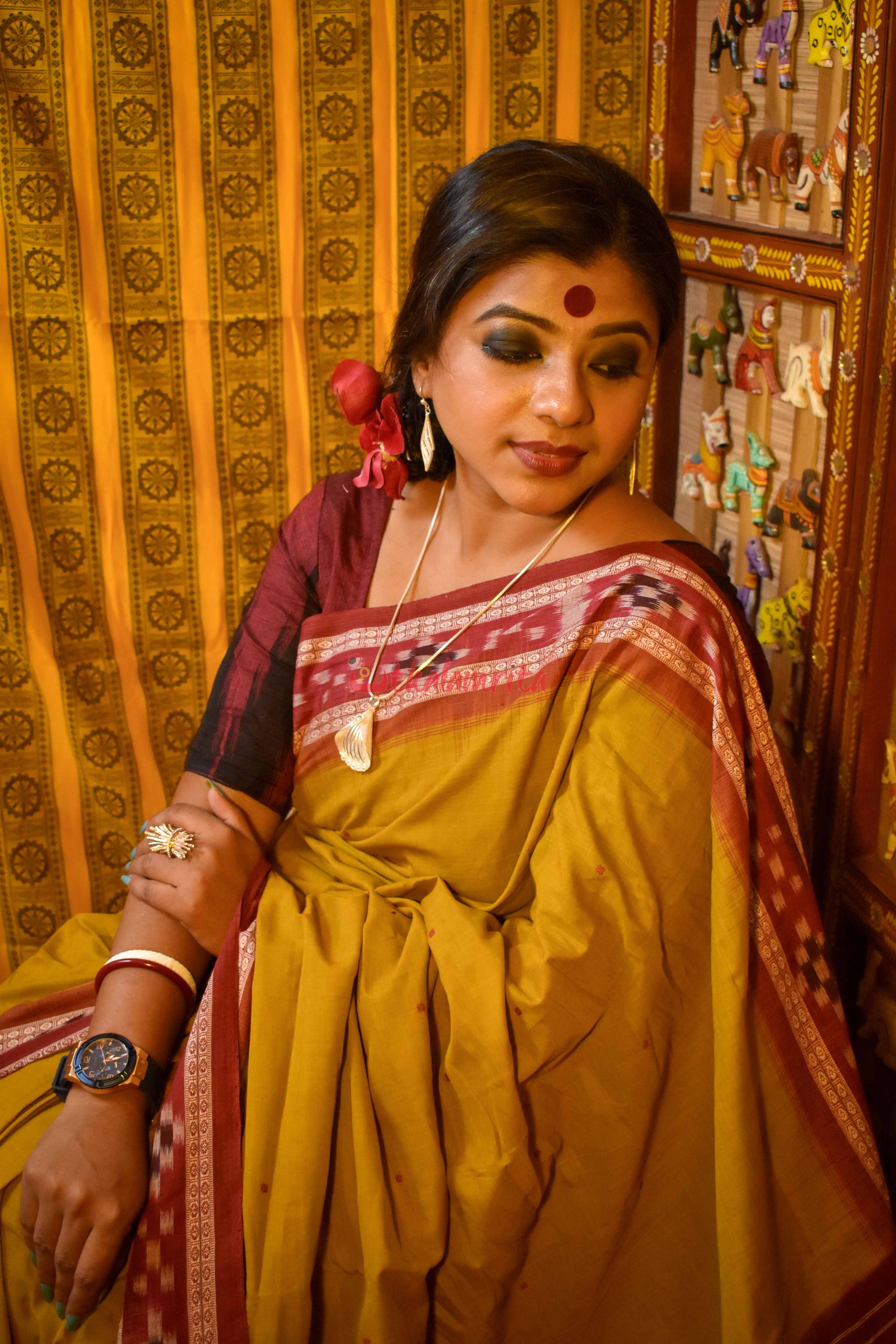 Nirmala with Pasapali Border