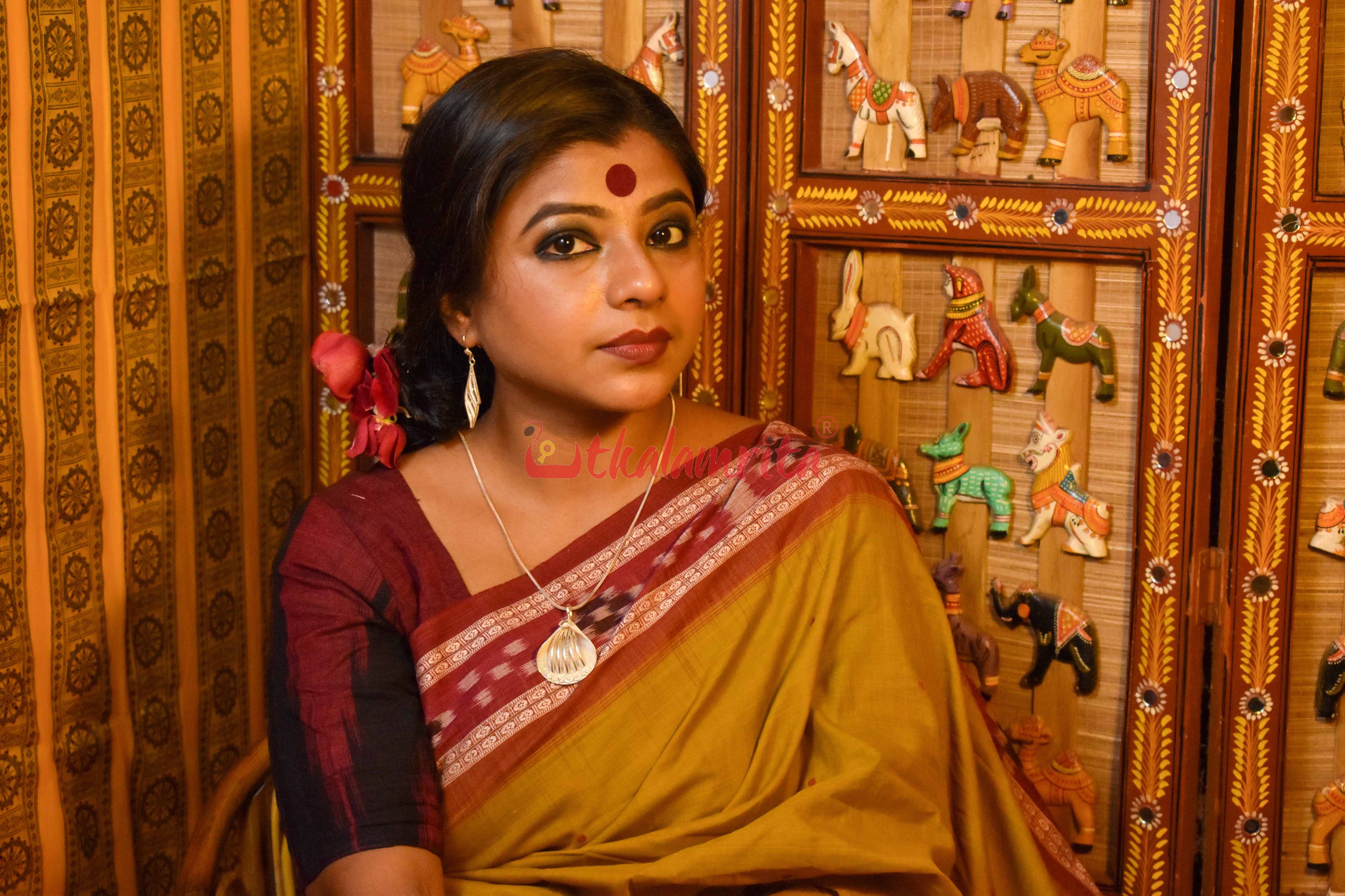 Nirmala with Pasapali Border