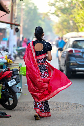 Black Red Pasapali Sambalpuri Silk Saree