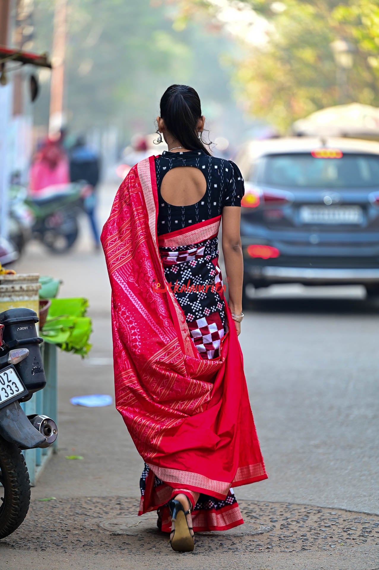 Black Red Pasapali Sambalpuri Silk Saree