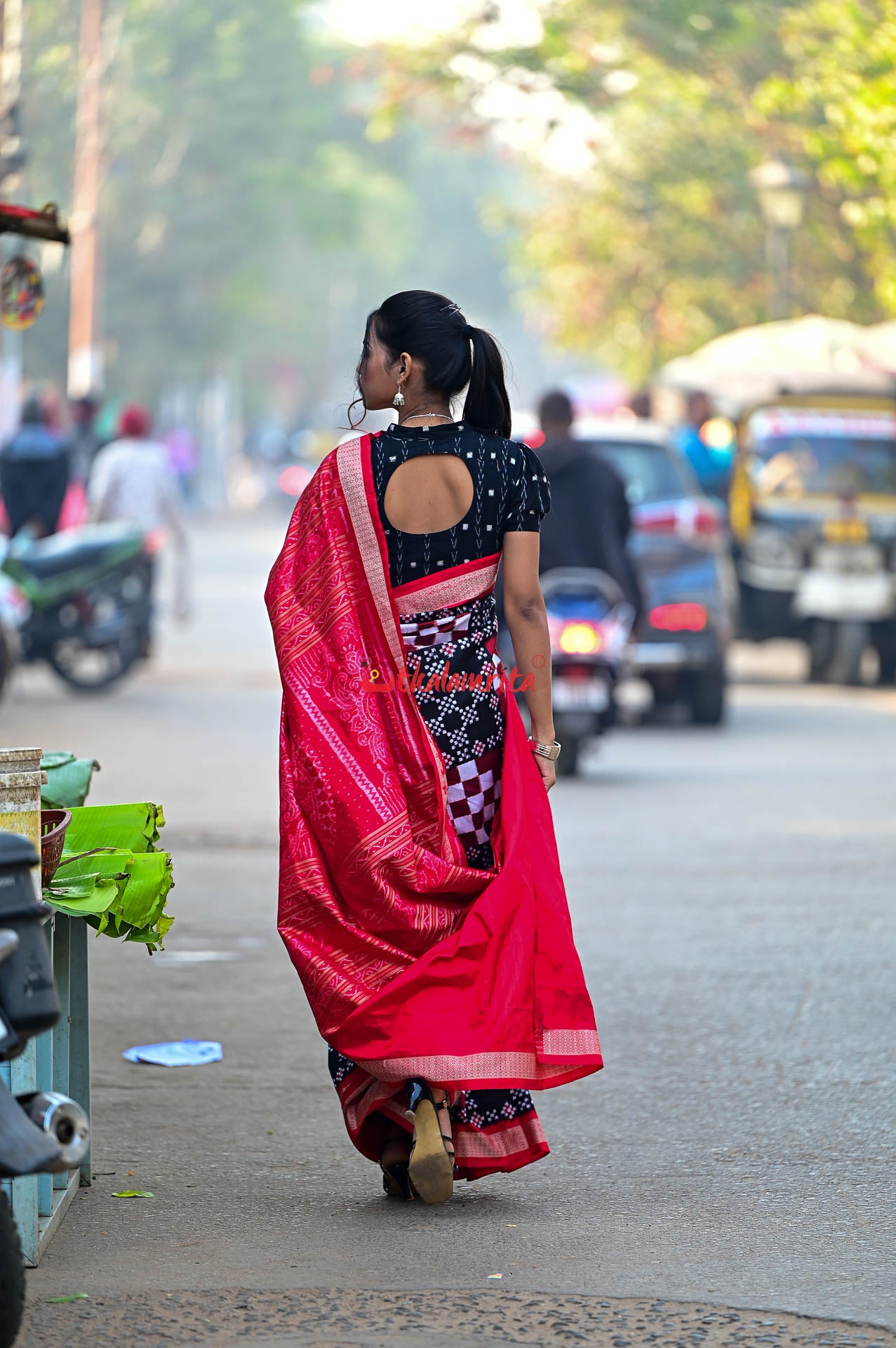 Black Red Pasapali Sambalpuri Silk Saree