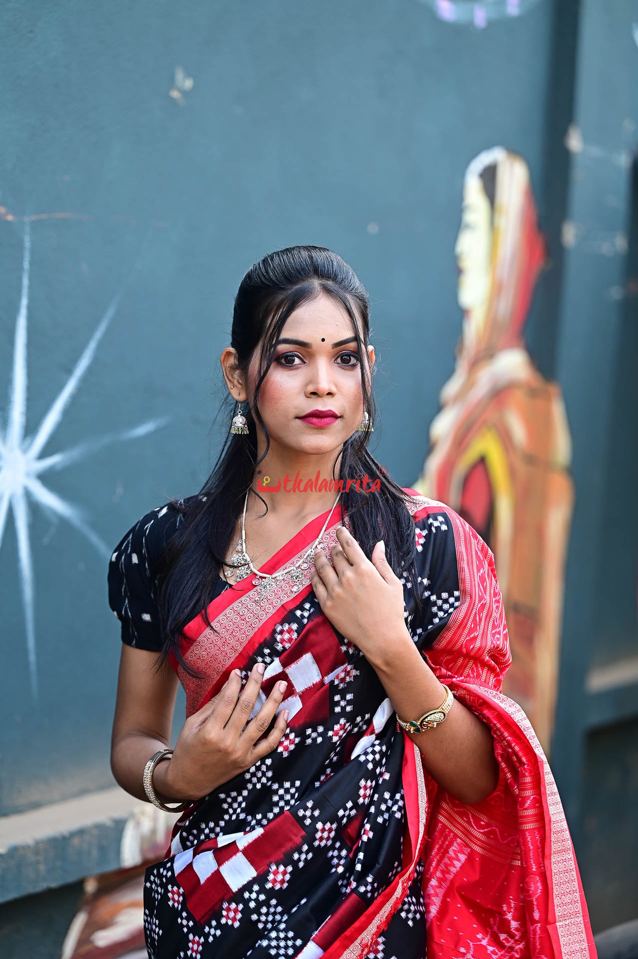 Black Red Pasapali Sambalpuri Silk Saree