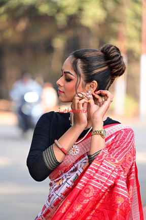 Mini Aswini White Sambalpuri Silk Saree