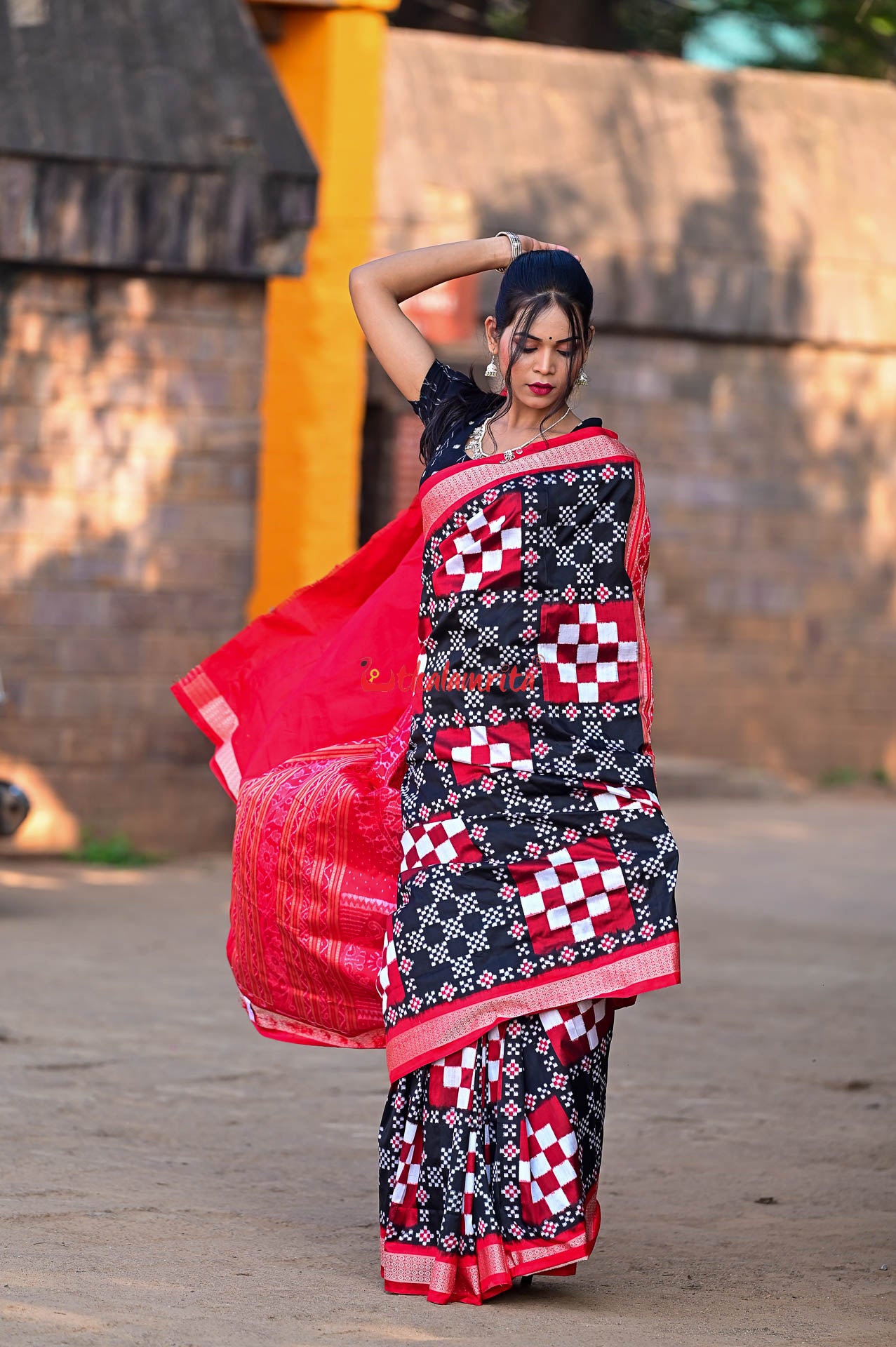 Black Red Pasapali Sambalpuri Silk Saree