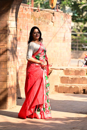 45 Kuthi Red Green Sambalpuri Pasapali Silk Saree