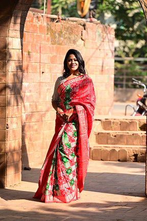 45 Kuthi Red Green Sambalpuri Pasapali Silk Saree