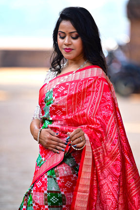 45 Kuthi Red Green Sambalpuri Pasapali Silk Saree