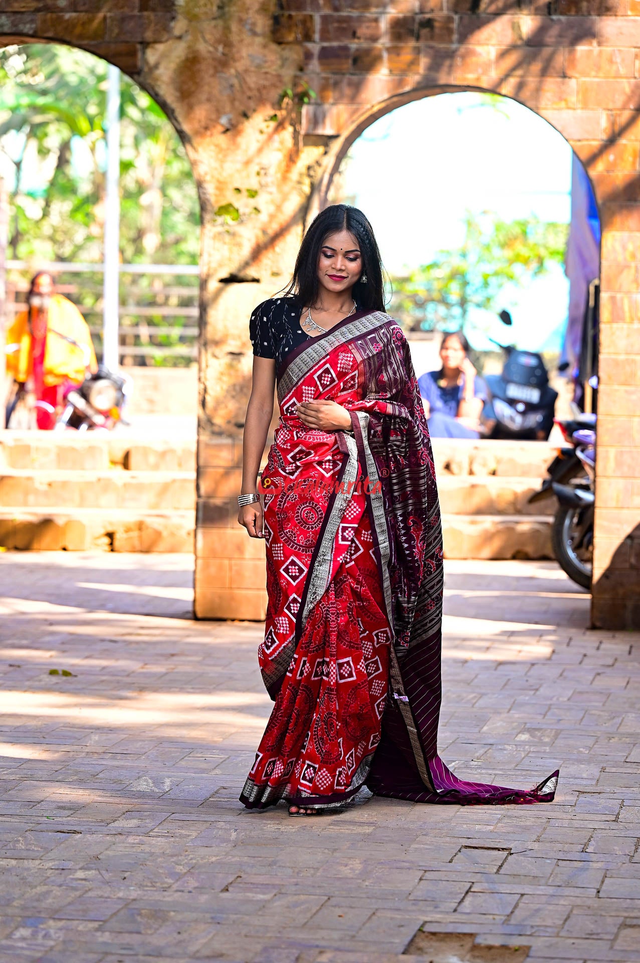 Red Coffee Chakra Pasapali Sambalpuri Silk Saree