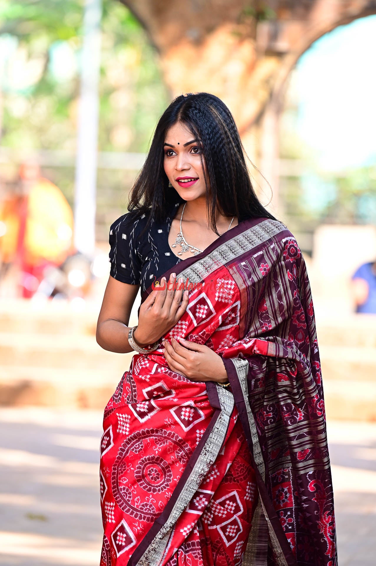 Red Coffee Chakra Pasapali Sambalpuri Silk Saree