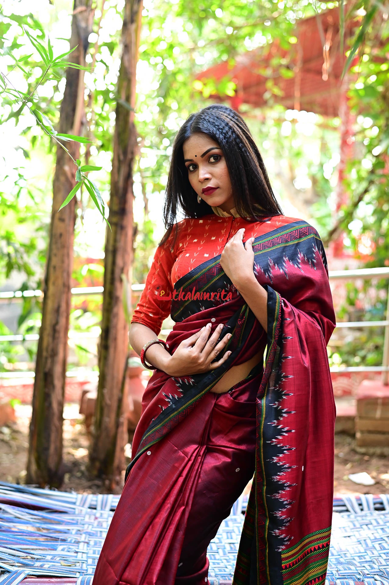 Laal Dongria Silk Saree