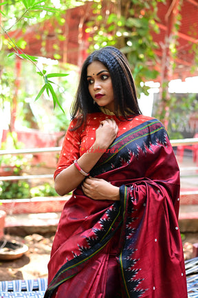 Laal Dongria Silk Saree